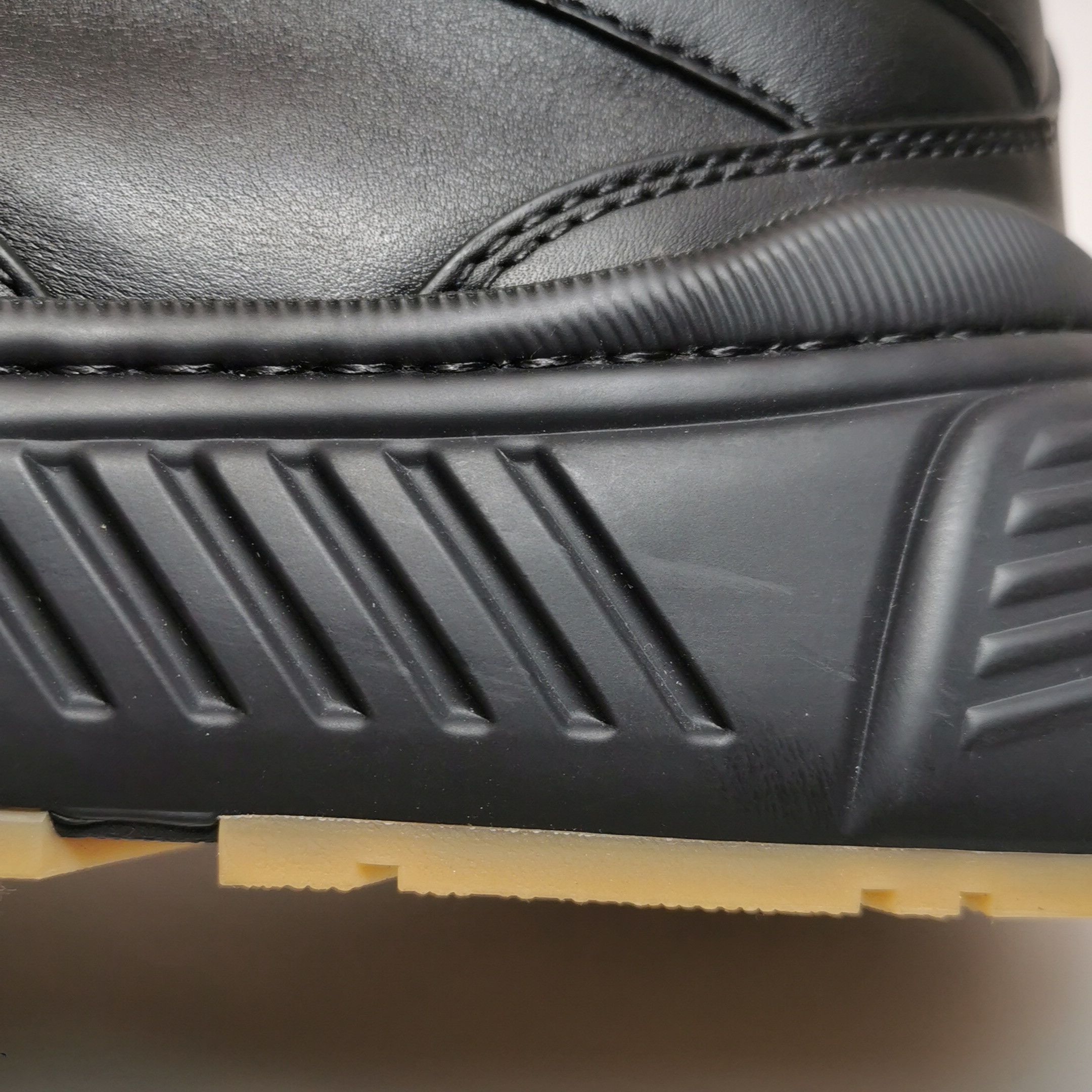 Bottega Veneta Bottega Veneta Leather Speedster Sneakers Size 39 Size US 6 / EU 39 - 9 Thumbnail