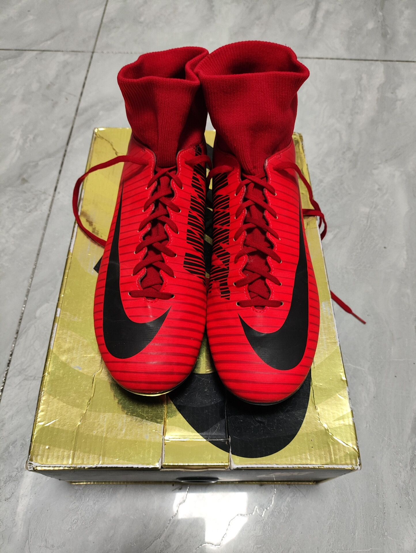 Nike Nike Premium Rare Yellow Lowtop Sneakers 9.5 Men Size US 9.5 / EU 42-43 - 2 Thumbnail