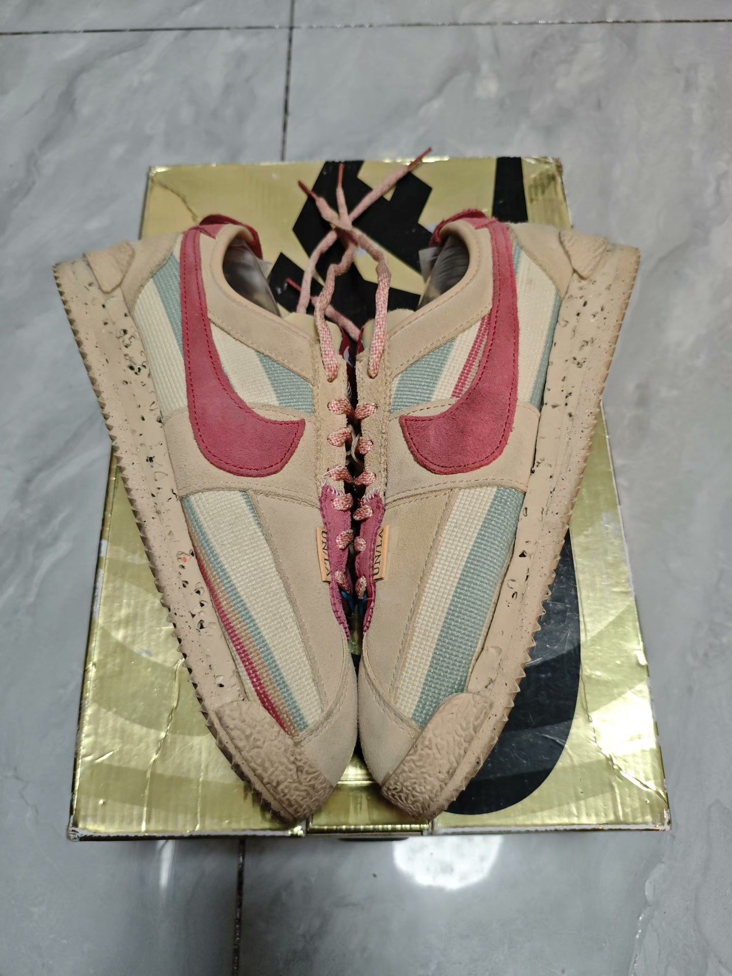 Nike Nike Pink Lowtop Sneakers 6 Men Size US 6 / EU 39 - 3 Thumbnail