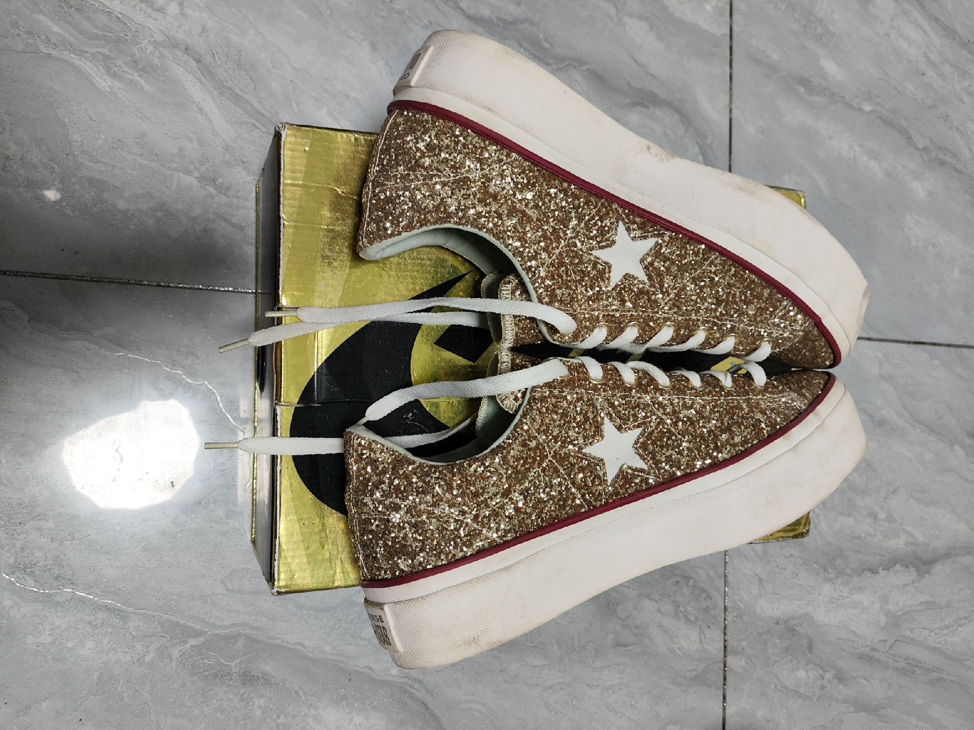 Converse Converse White Lowtop Sneakers 8.5 Men Size US 8.5 / EU 41-42 - 4 Thumbnail