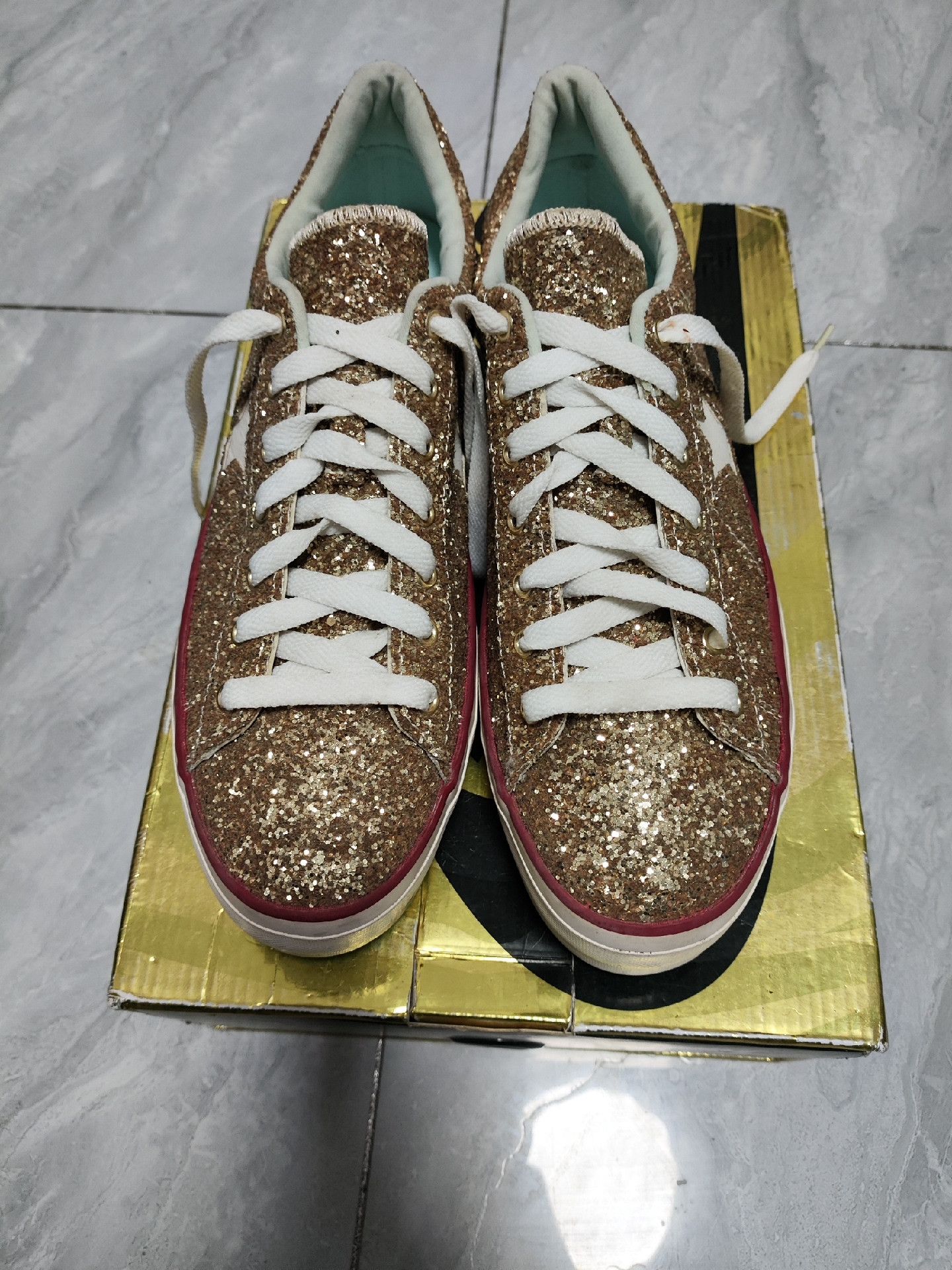 Converse Converse White Lowtop Sneakers 8.5 Men Size US 8.5 / EU 41-42 - 2 Thumbnail
