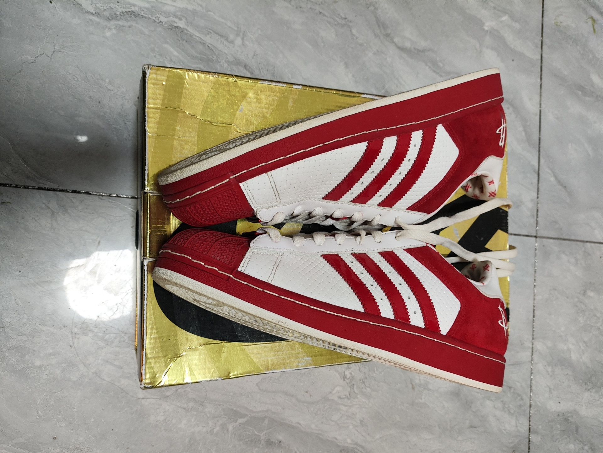 Adidas Adidas Limited Rare Lowtop Sneakers 10 Men Size US 10 / EU 43 - 3 Thumbnail