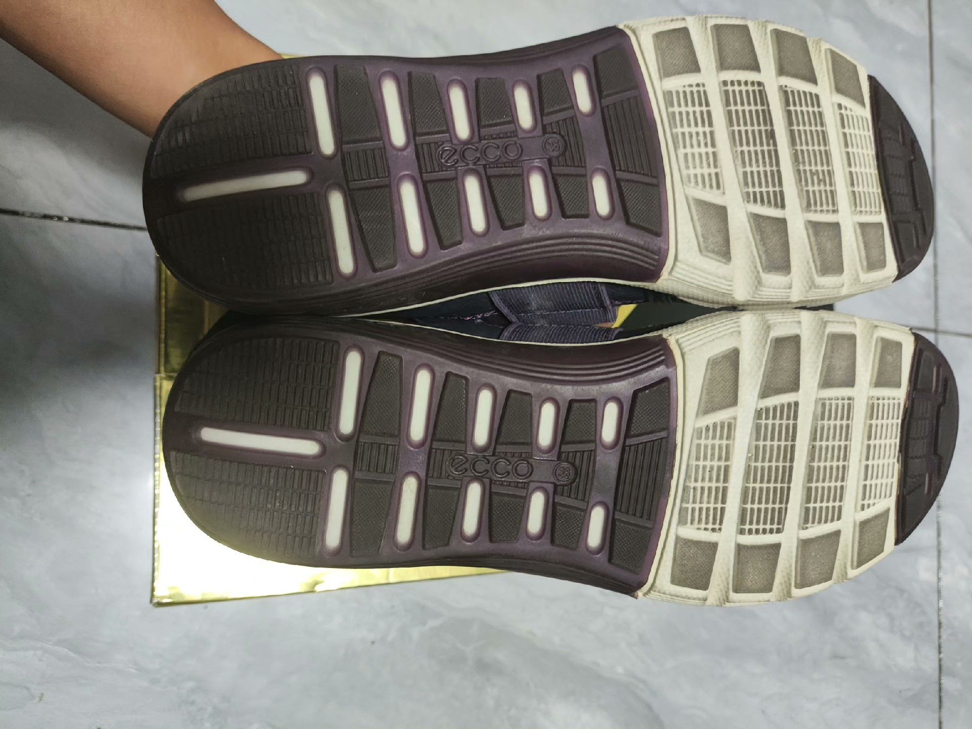 Ecco ECCO Purple Lowtop Sneakers us_6 Women Size US 6 / IT 36 - 5 Thumbnail