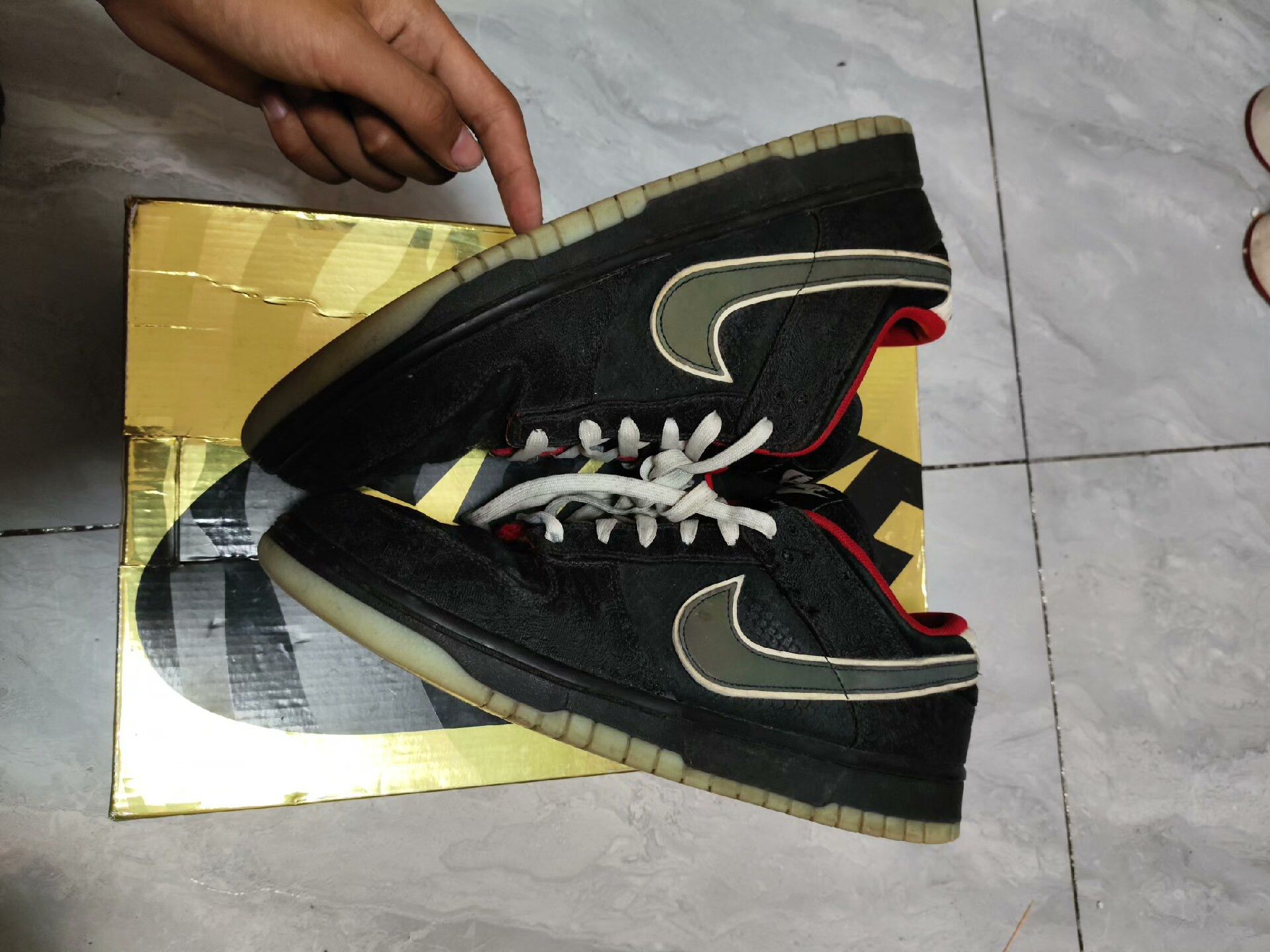 Nike Nike DUNK Collab Lowtop Sneakers 11.5 Men Size US 11.5 / EU 44-45 - 3 Thumbnail
