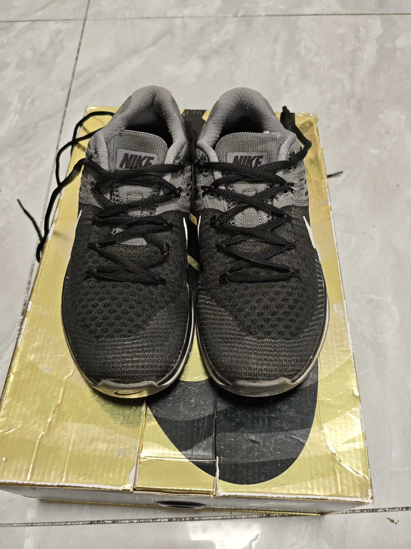 Nike Nike Black Lowtop Sneakers us_6-5 Women Size US 6.5 / IT 36.5 - 2 Thumbnail