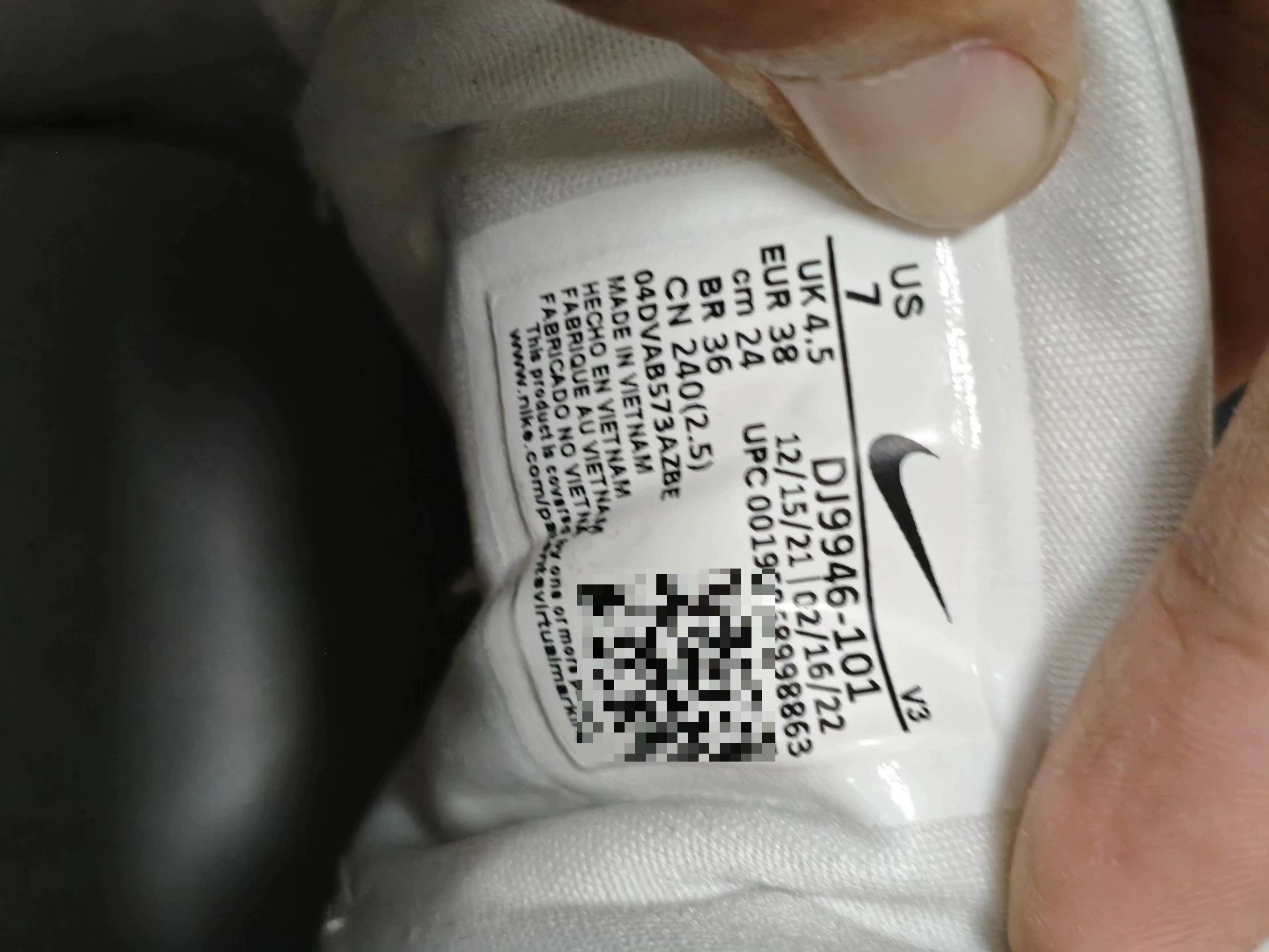 Nike Nike White Lowtop Sneakers us_8 Women Size US 8 / IT 38 - 8 Thumbnail