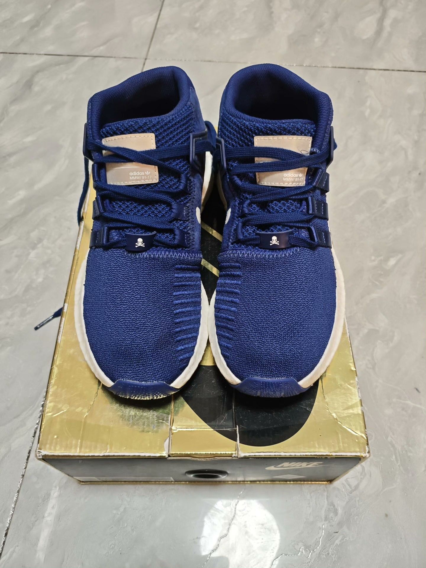 Adidas Adidas Blue Lowtop Sneakers 9 Men Size US 9 / EU 42 - 2 Thumbnail