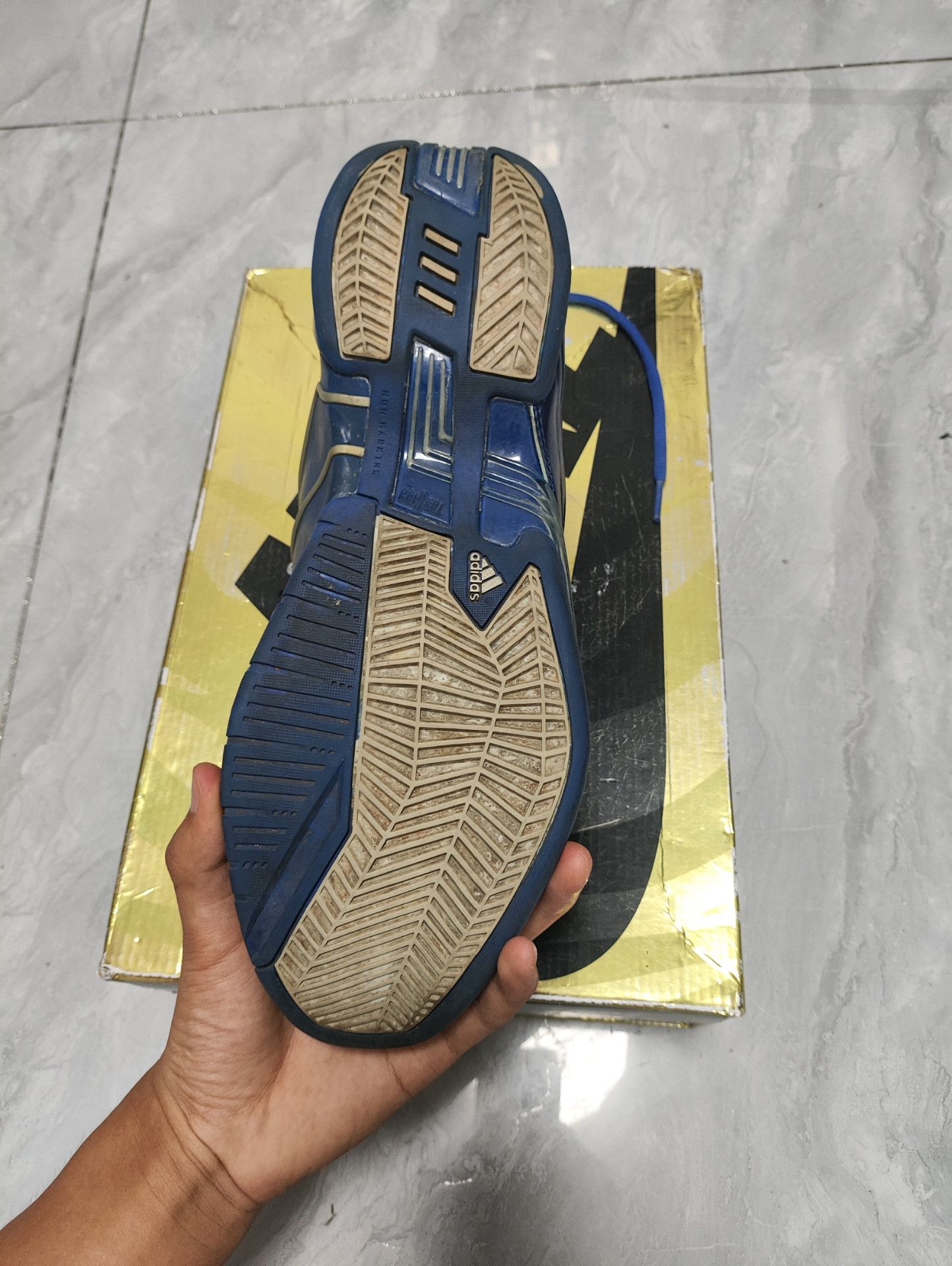 Adidas Adidas Basketball Multi Lowtop Sneakers 10 Men Size US 10 / EU 43 - 5 Thumbnail