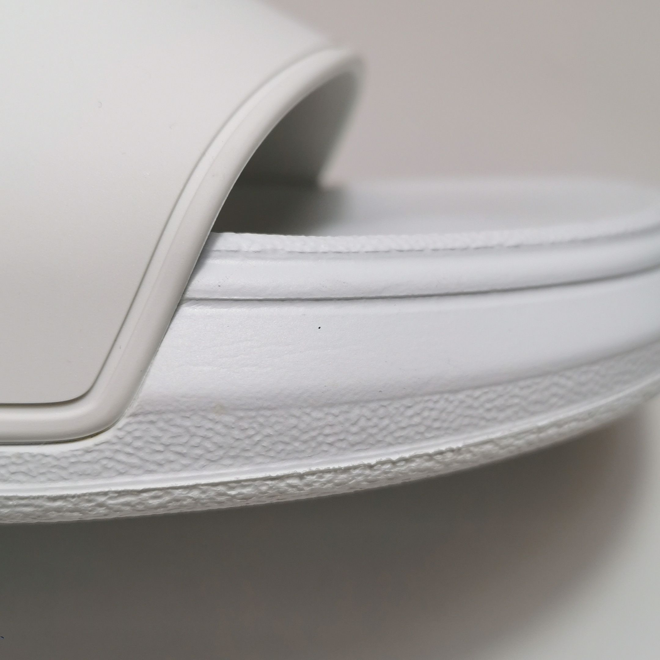 Alexander McQueen Alexander McQueen Logo Slides 41 Size US 8 / EU 41 - 9 Thumbnail