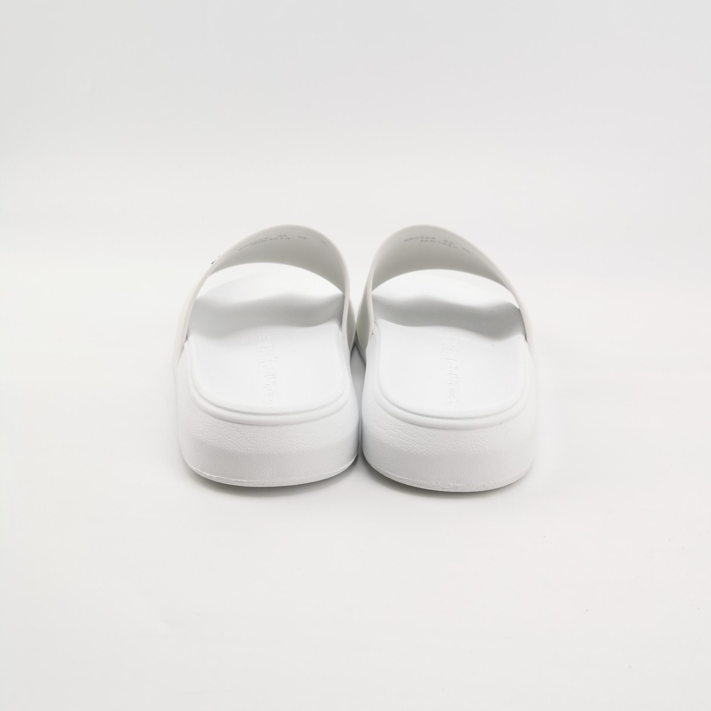 Alexander McQueen Alexander McQueen Logo Slides 41 Size US 8 / EU 41 - 5 Thumbnail