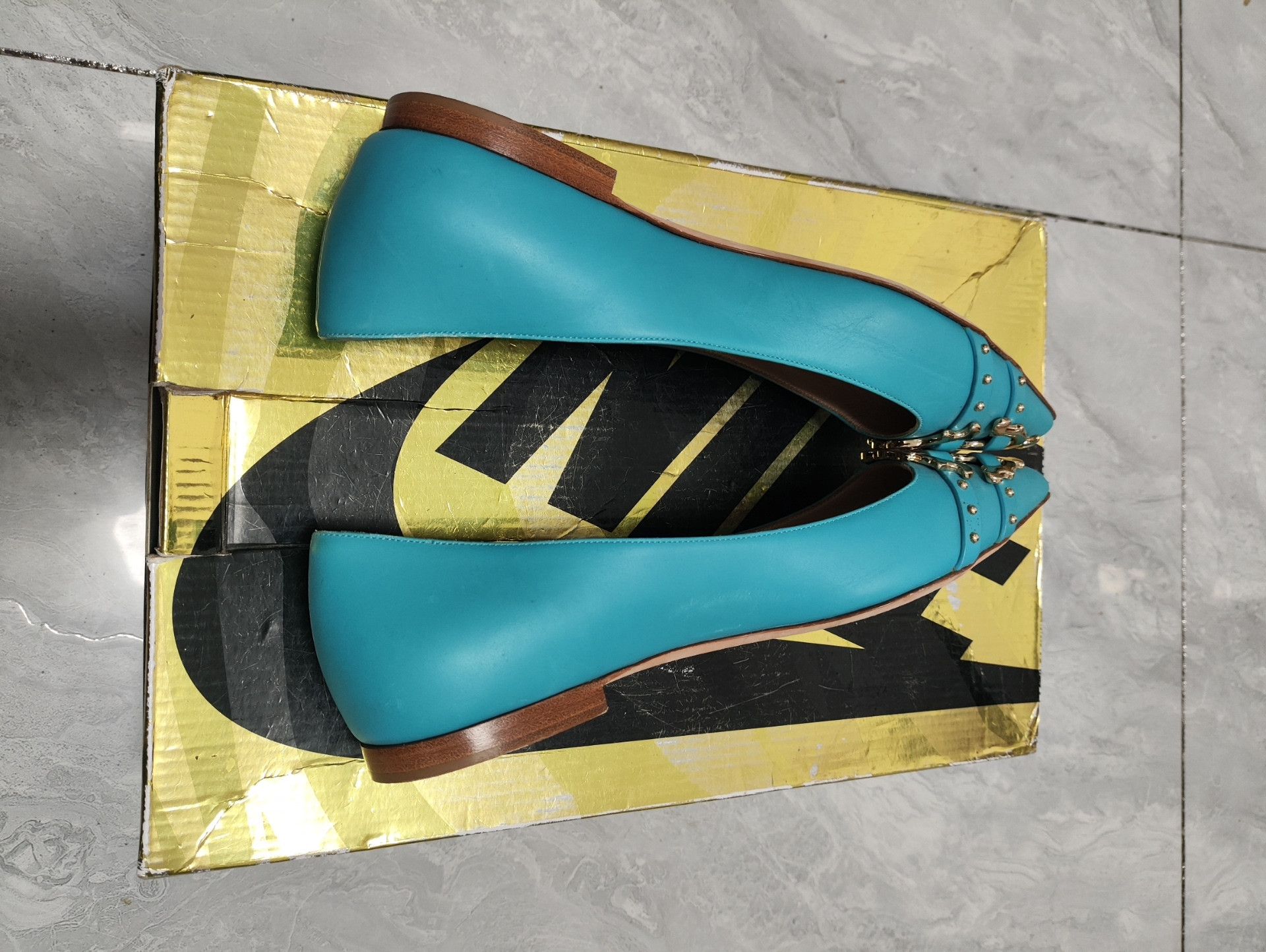 Roberto Cavalli Roberto Cavalli Lowtop Sneakers us_7 Women Size US 7 / IT 37 - 5 Thumbnail