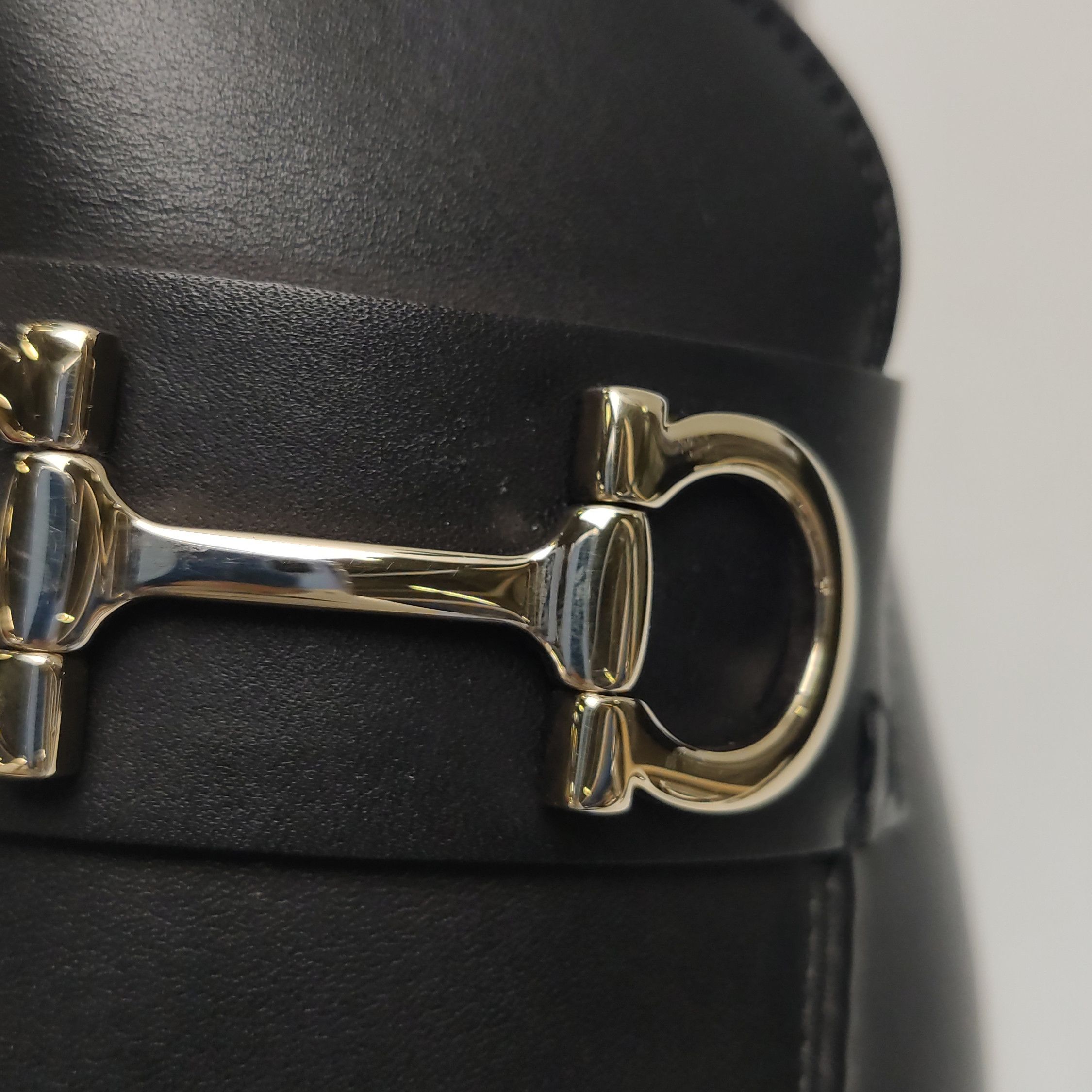 Salvatore Ferragamo Salvatore Ferragamo Gancini Buckle Leather Loafers 42 Size US 9 / EU 42 - 8 Thumbnail