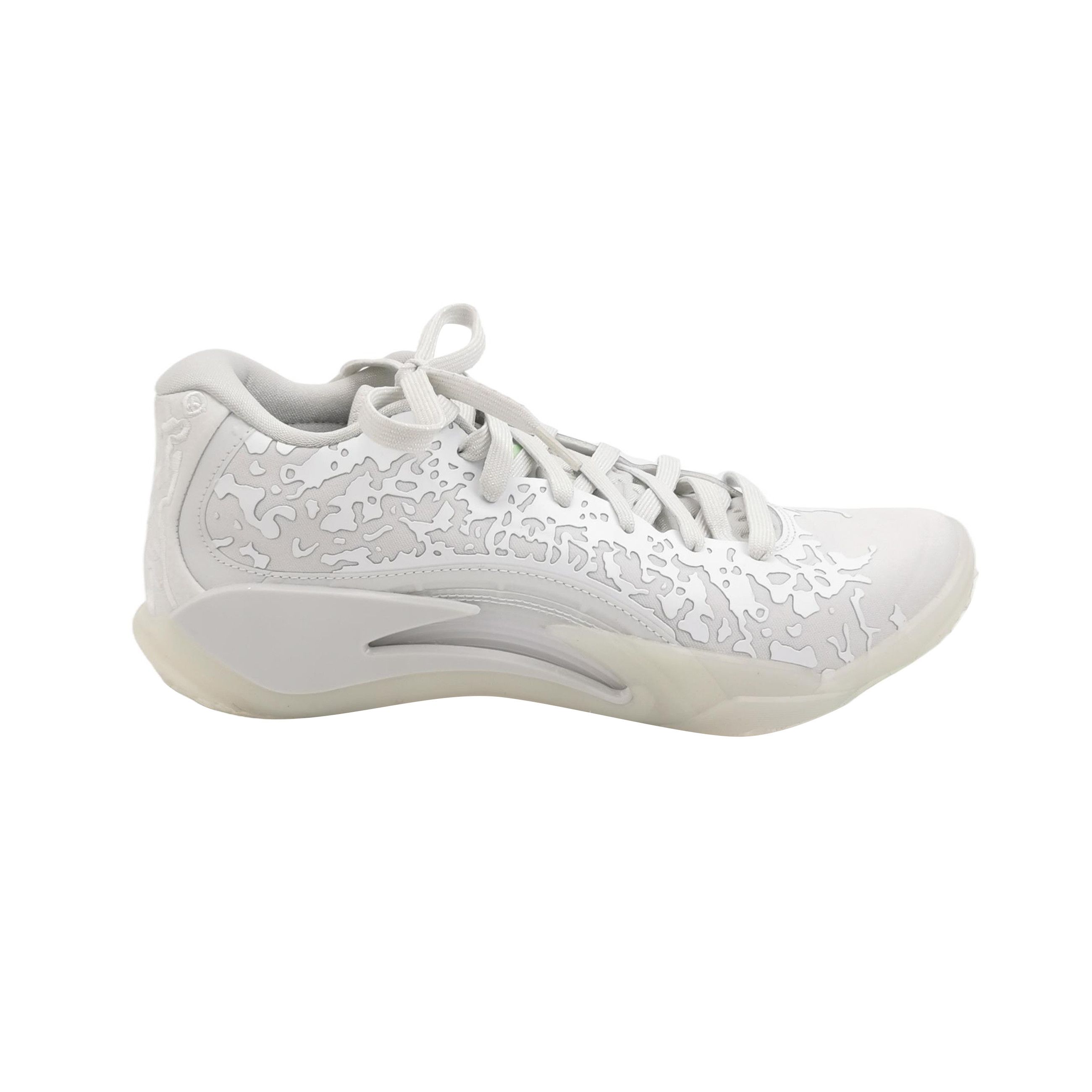 Nike Jordan Zion 3 White Sneakers EU 42.5 Size US 9 / EU 42 - 2 Thumbnail