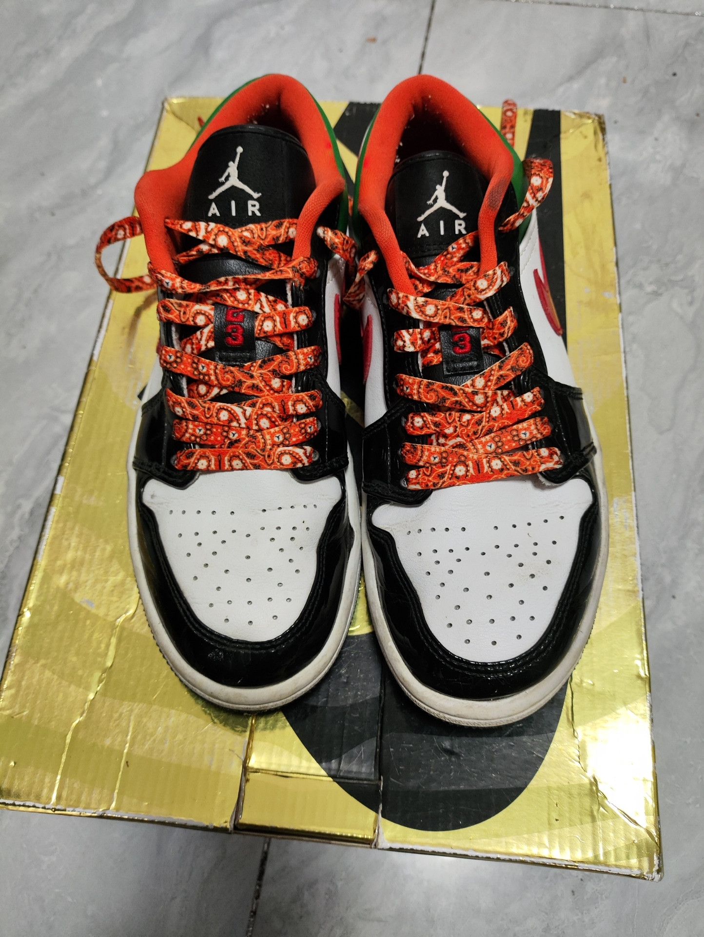 Jordan Brand Jordan Brand Black Hitop Sneakers us_6-5 Women Size US 6.5 / IT 36.5 - 3 Thumbnail