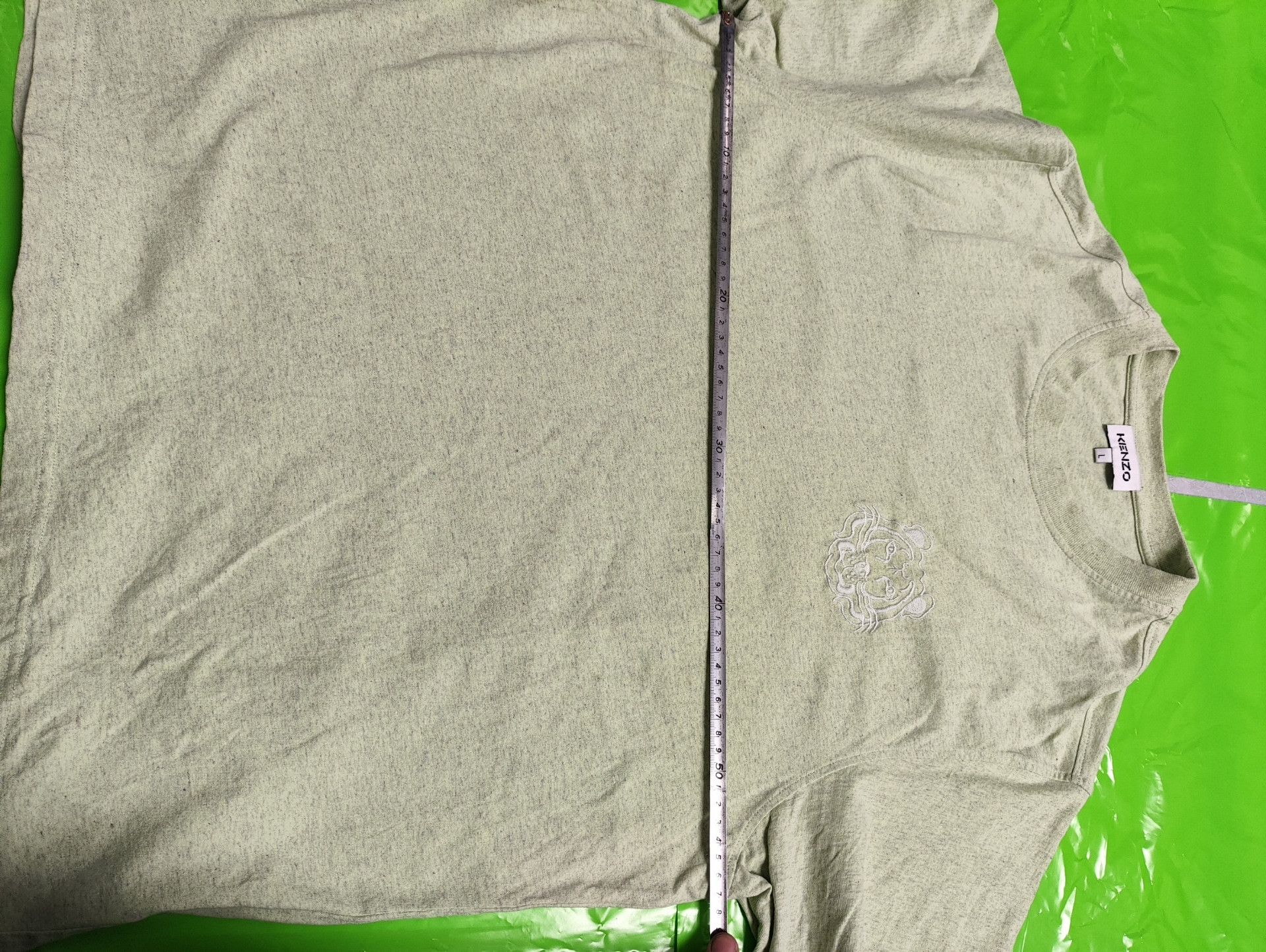 Kenzo Kenzo Tiger Printed Green T-Shirt xxs Men Size US XXS / EU 40 - 6 Thumbnail