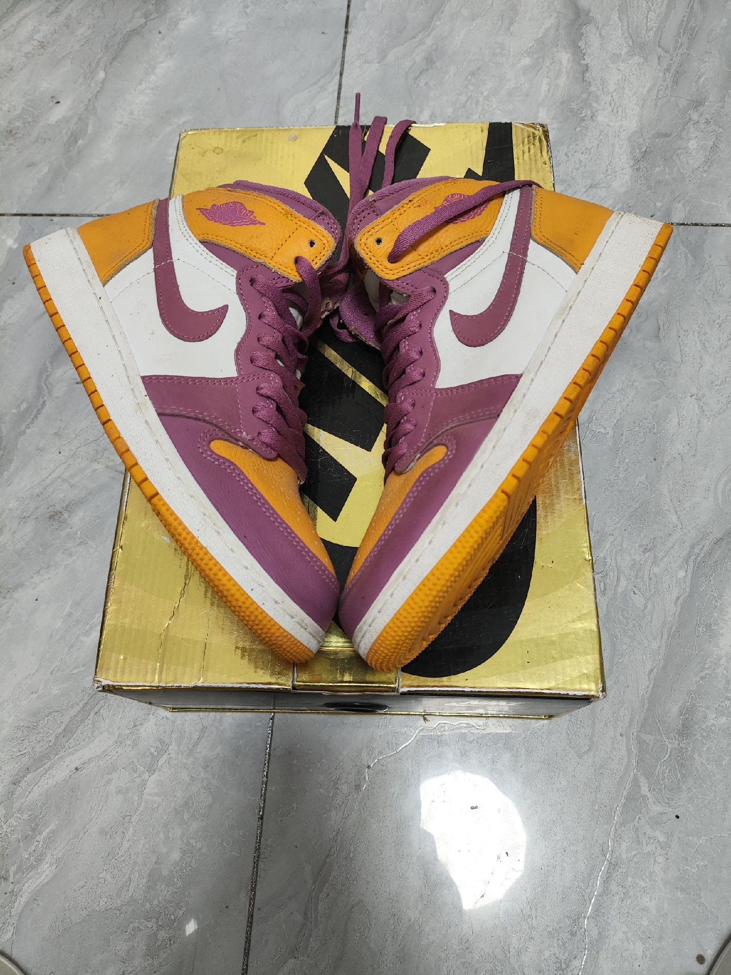 Jordan Brand Jordan Brand AIR JORDAN Purple Lowtop Sneakers 5.5 Men Size US 5.5 / EU 38 - 3 Thumbnail