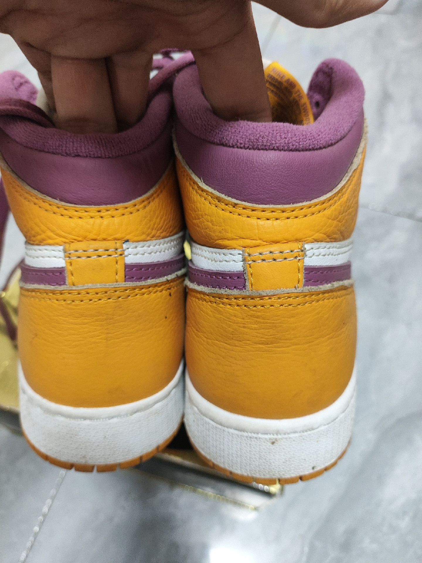 Jordan Brand Jordan Brand AIR JORDAN Purple Lowtop Sneakers 5.5 Men Size US 5.5 / EU 38 - 7 Thumbnail