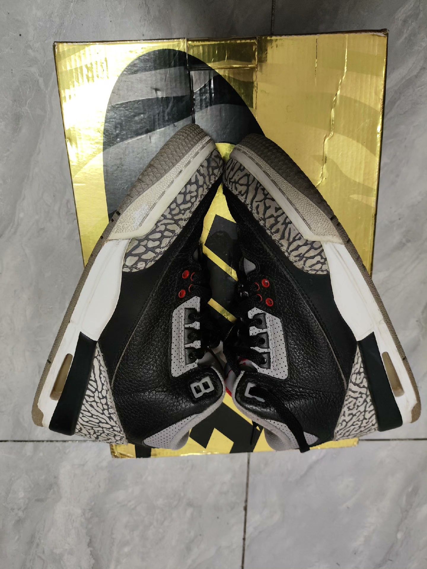 Jordan Brand Jordan Brand Retro Black Lowtop Sneakers 5 Men Size US 5 / EU 37 - 3 Thumbnail