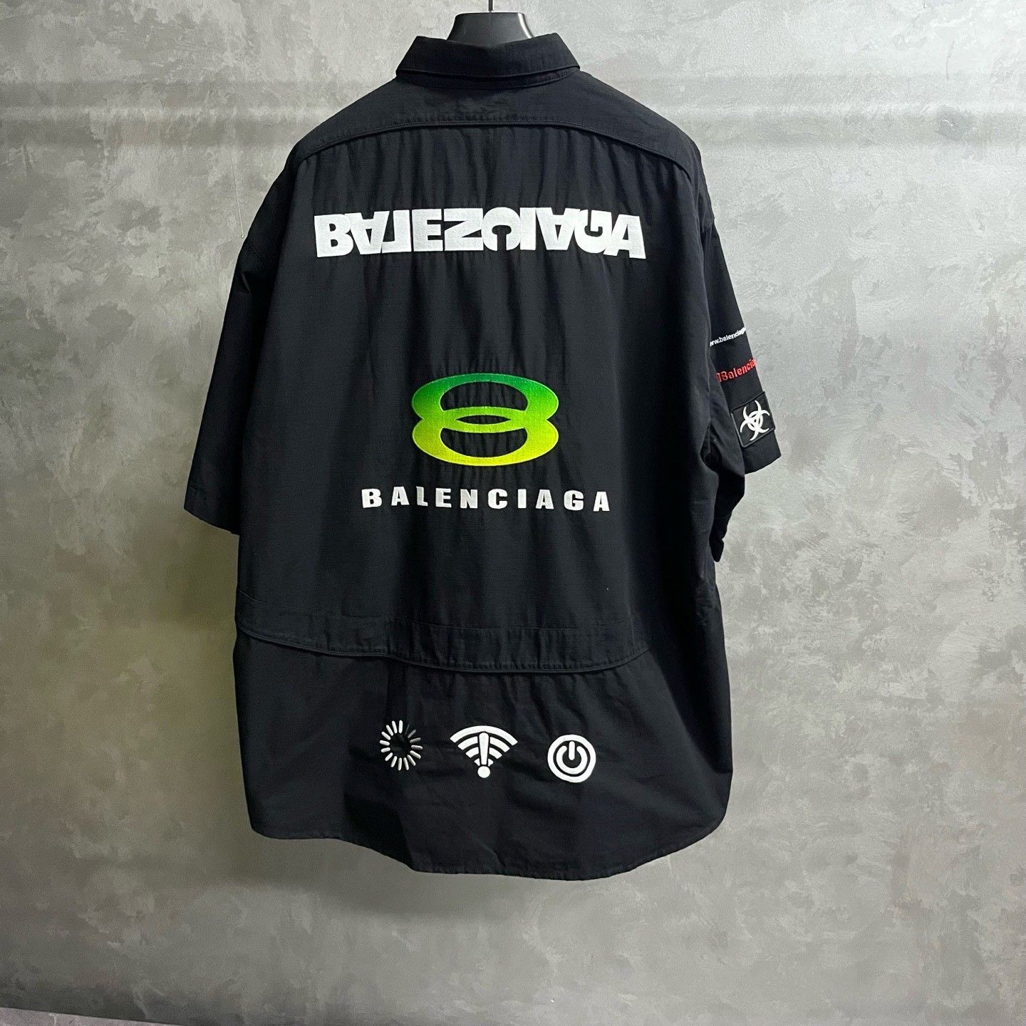 Balenciaga Balenciaga Printed Black Shirt xxs Men Size US XXS / EU 40 - 5 Thumbnail