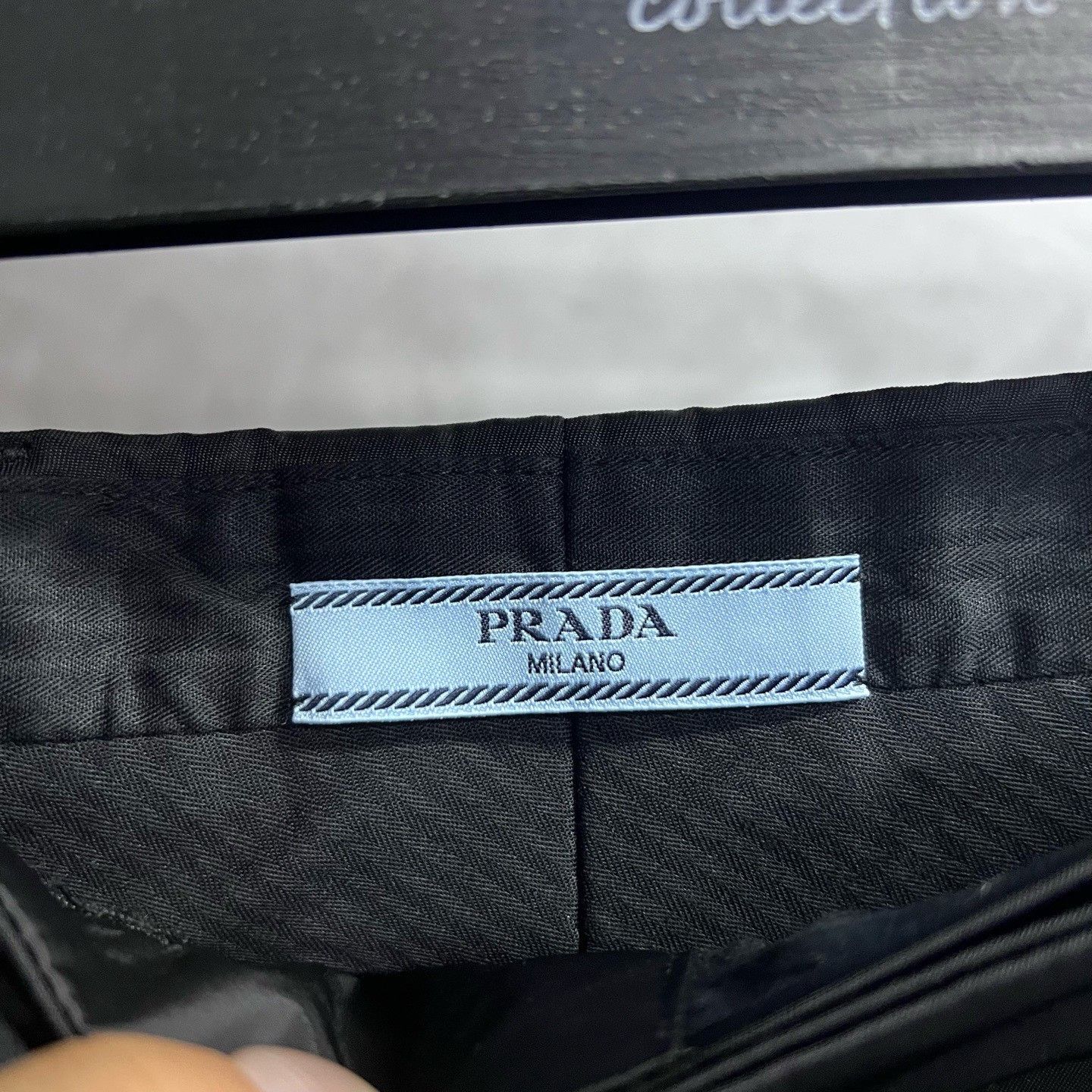 Prada Prada Casual Black Pants us_2 Women Size 26" / US 2 / IT 38 - 2 Thumbnail