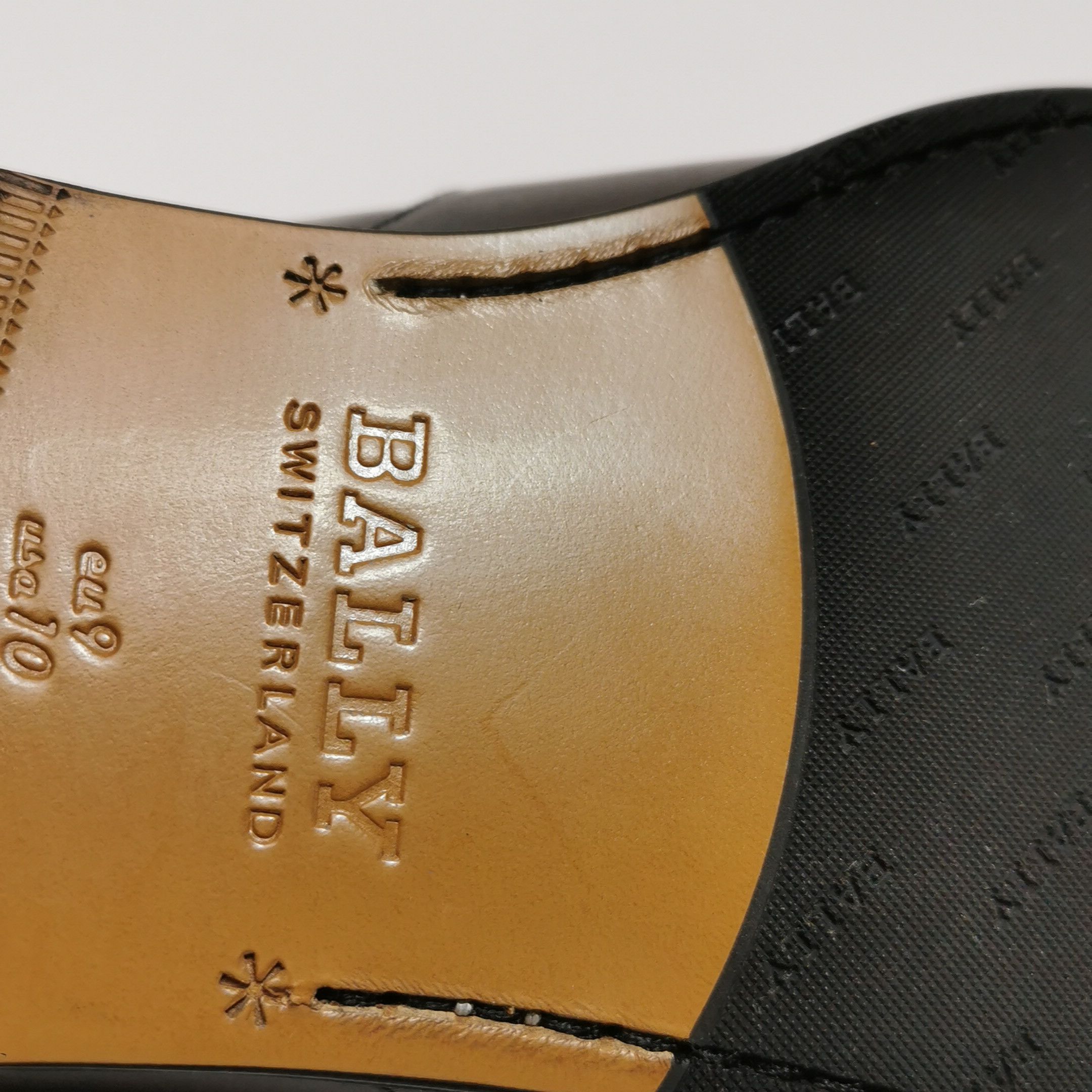 Bally Bally Burnished Leather B-Chain Loafers 43 Size US 10 / EU 43 - 14 Thumbnail