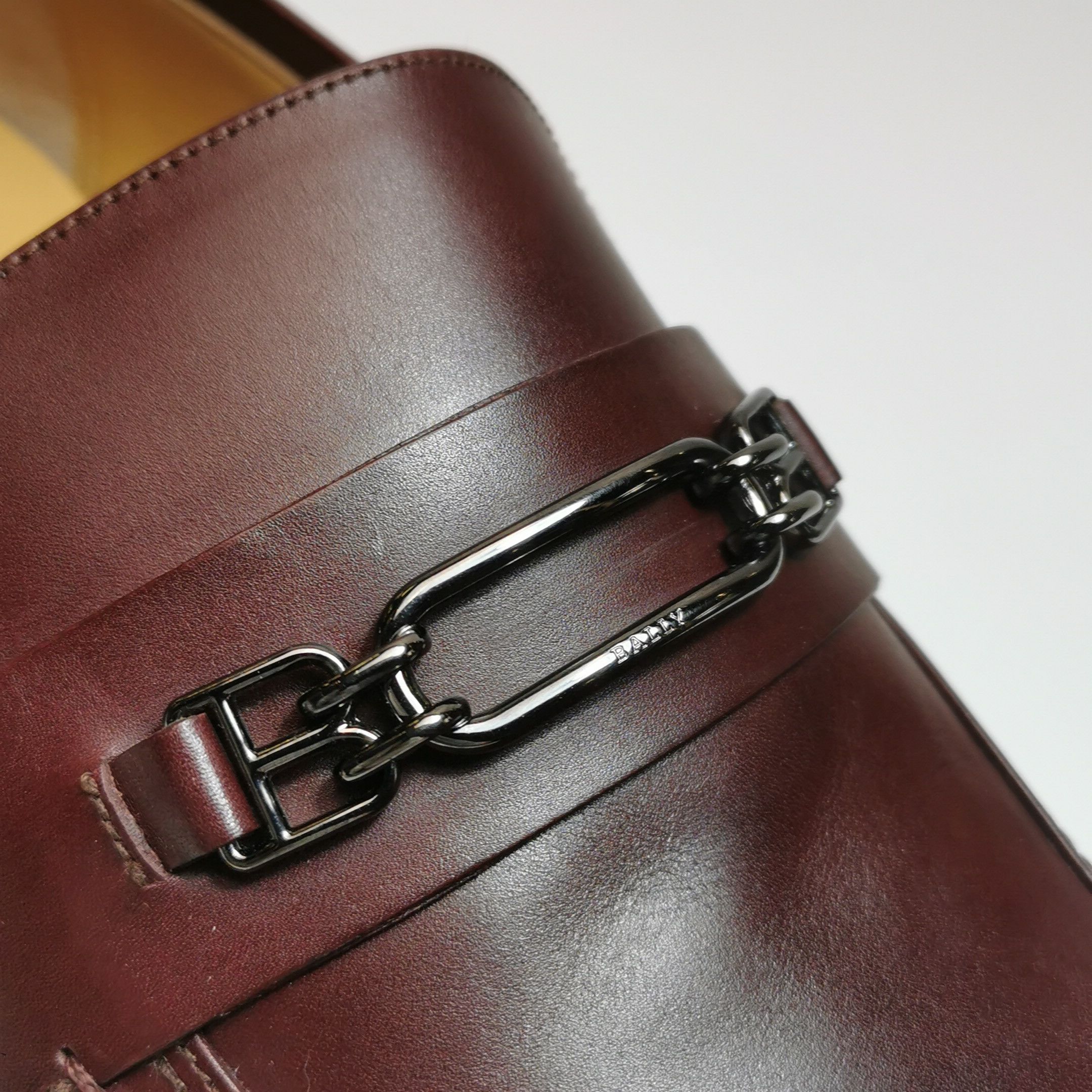 Bally Bally Burnished Leather B-Chain Loafers 43 Size US 10 / EU 43 - 13 Thumbnail