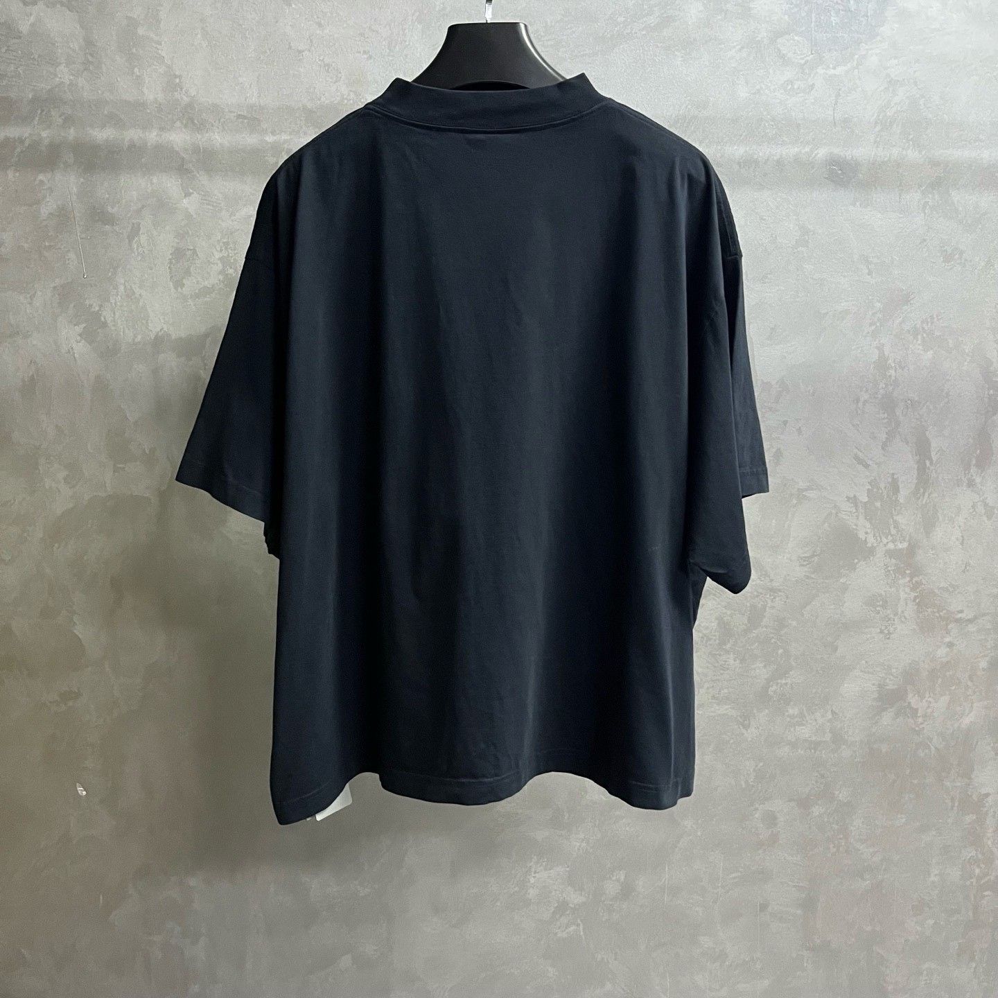 Balenciaga Balenciaga Cropped T-Shirt xxs Men Size US XXS / EU 40 - 5 Thumbnail