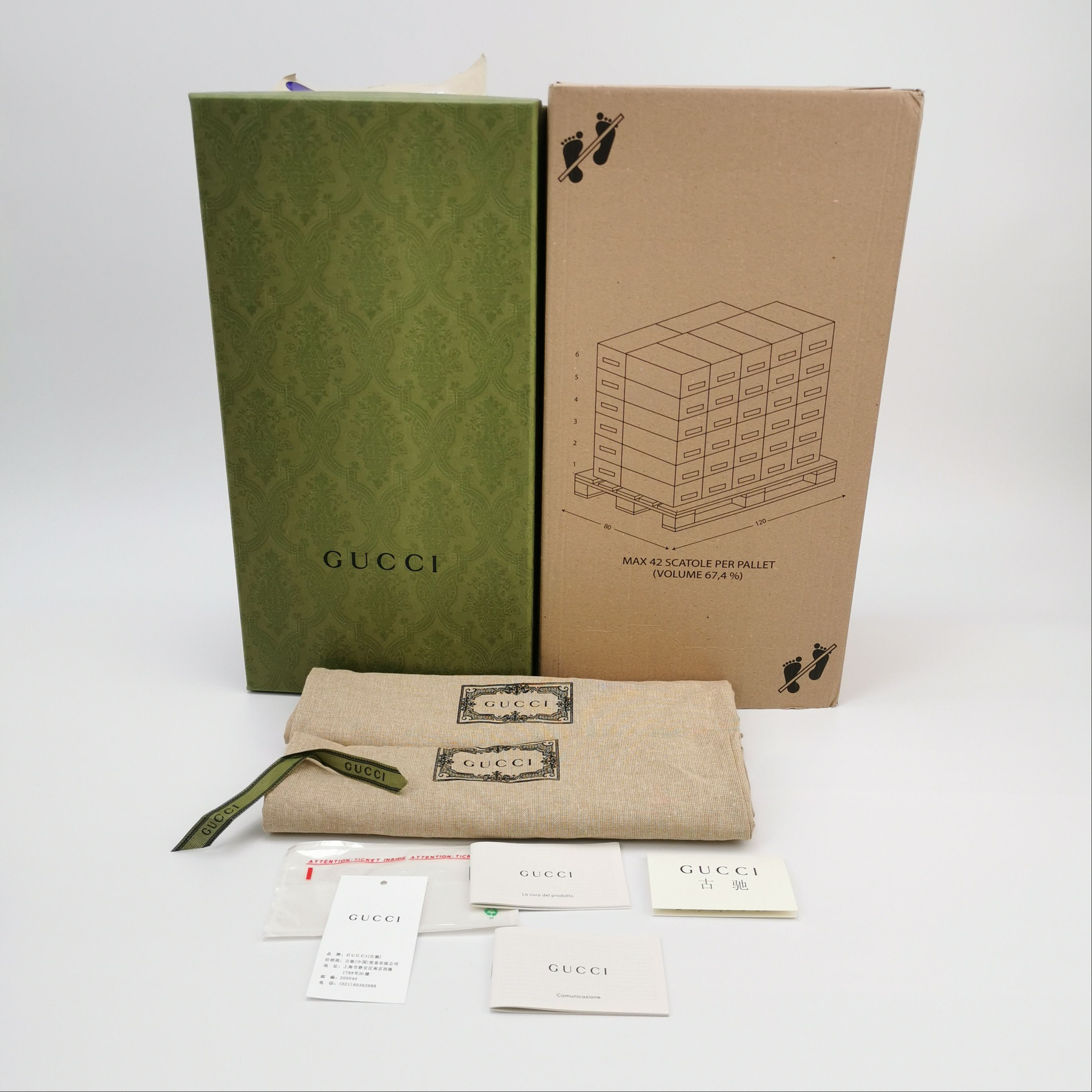 Gucci Gucci Interlocking G Logo Rubber Slides 41 Size US 8 / EU 41 - 7 Thumbnail