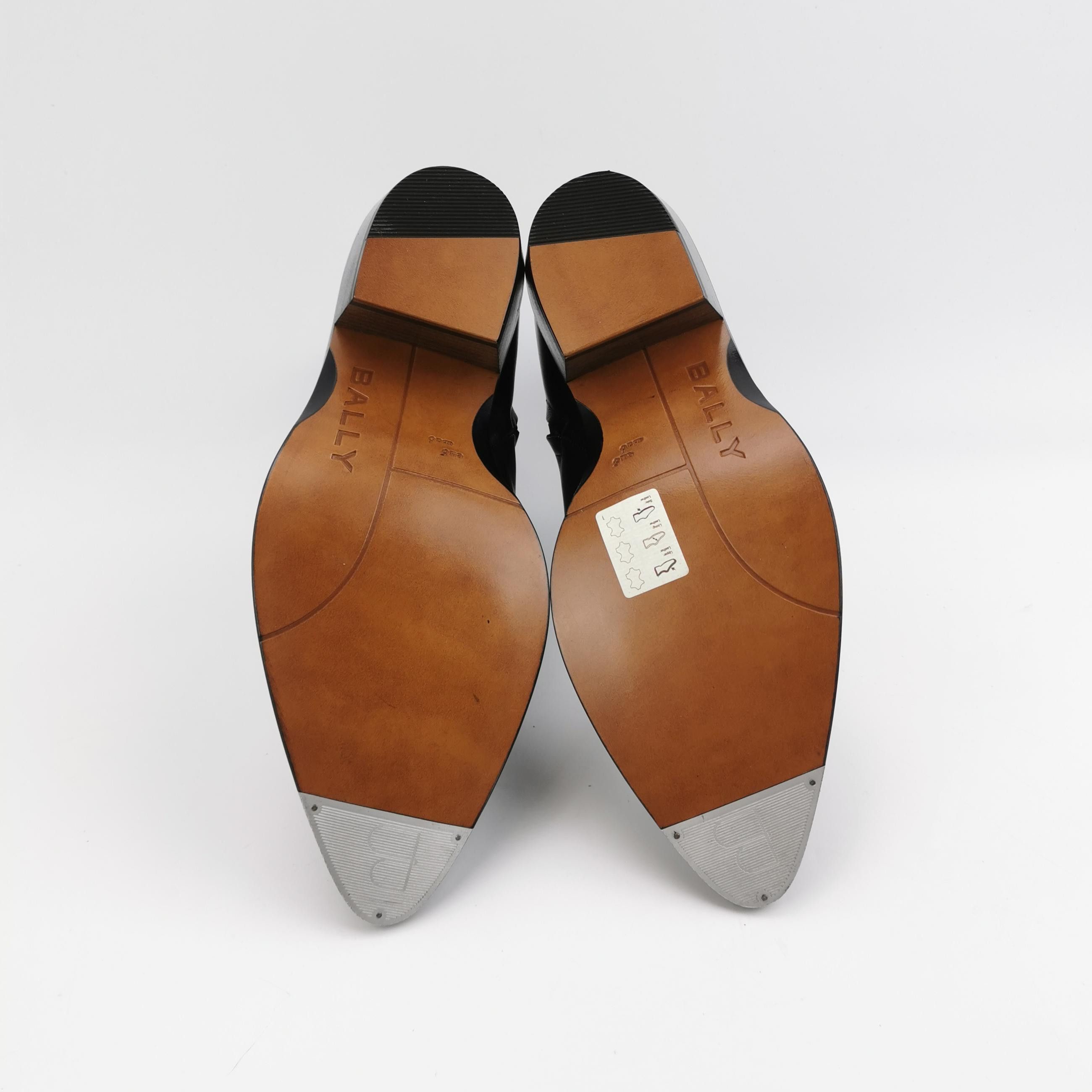 Bally Bally Leather Western Zip Ankle Boots EU 39 Size US 6 / EU 39 - 6 Thumbnail