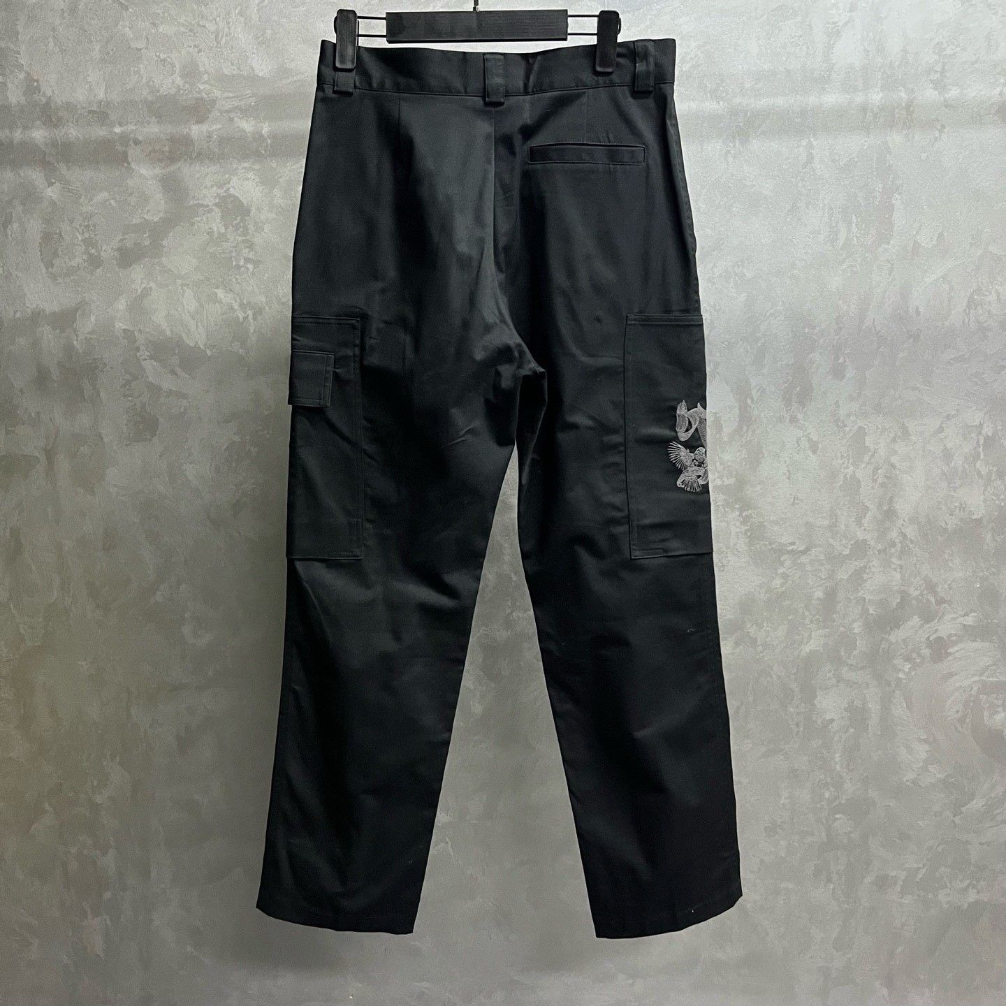 Louis Vuitton Louis Vuitton Casual Embroidered Black Casual Pants 28 Men Size US 28 / EU 44 - 2 Thumbnail