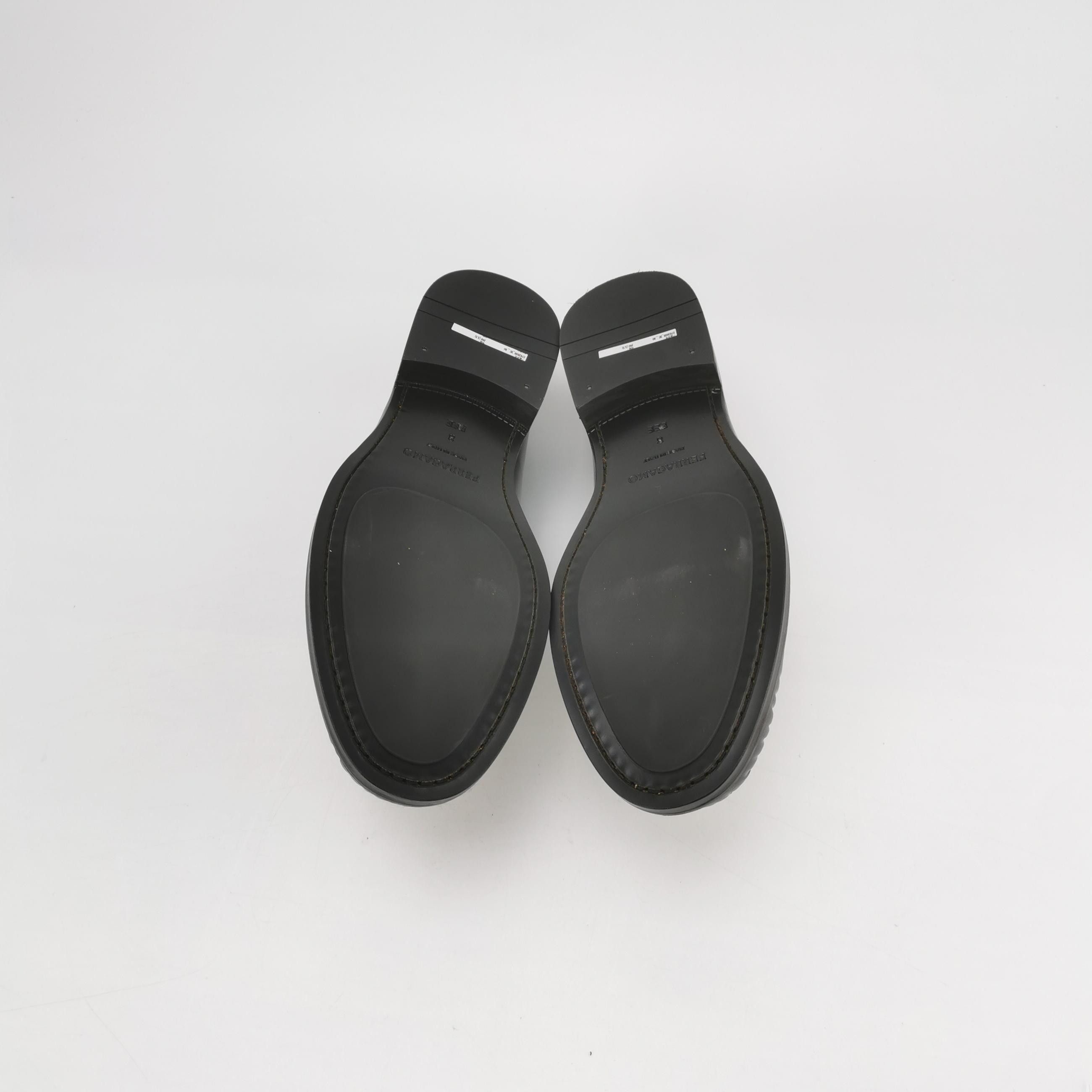 Salvatore Ferragamo Salvatore Ferragamo Bicolor Leather Loafers Size 41.5 Size US 8 / EU 41 - 6 Thumbnail