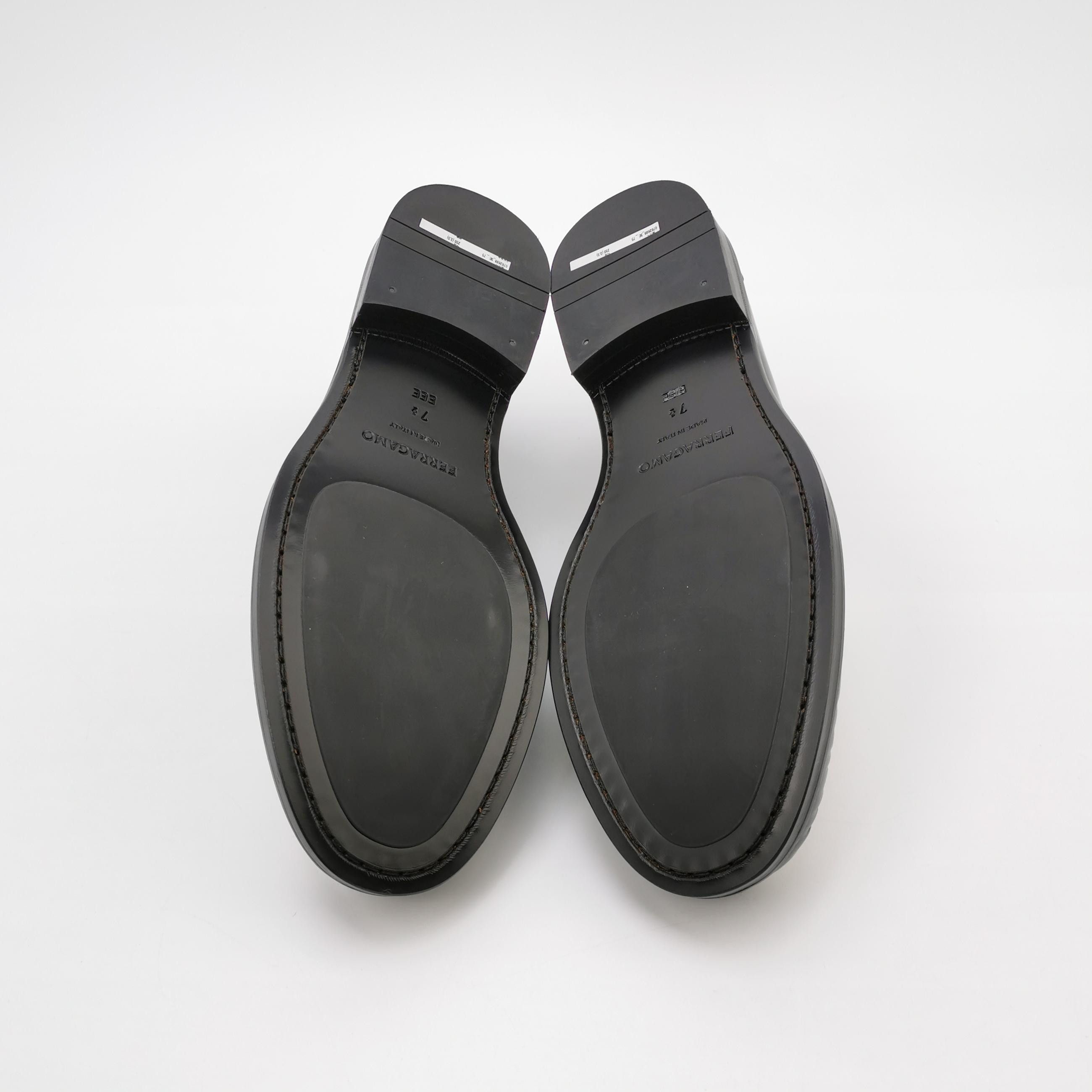 Salvatore Ferragamo Salvatore Ferragamo Bicolor Logo Loafers 7.5 Size US 8 / EU 41 - 6 Thumbnail