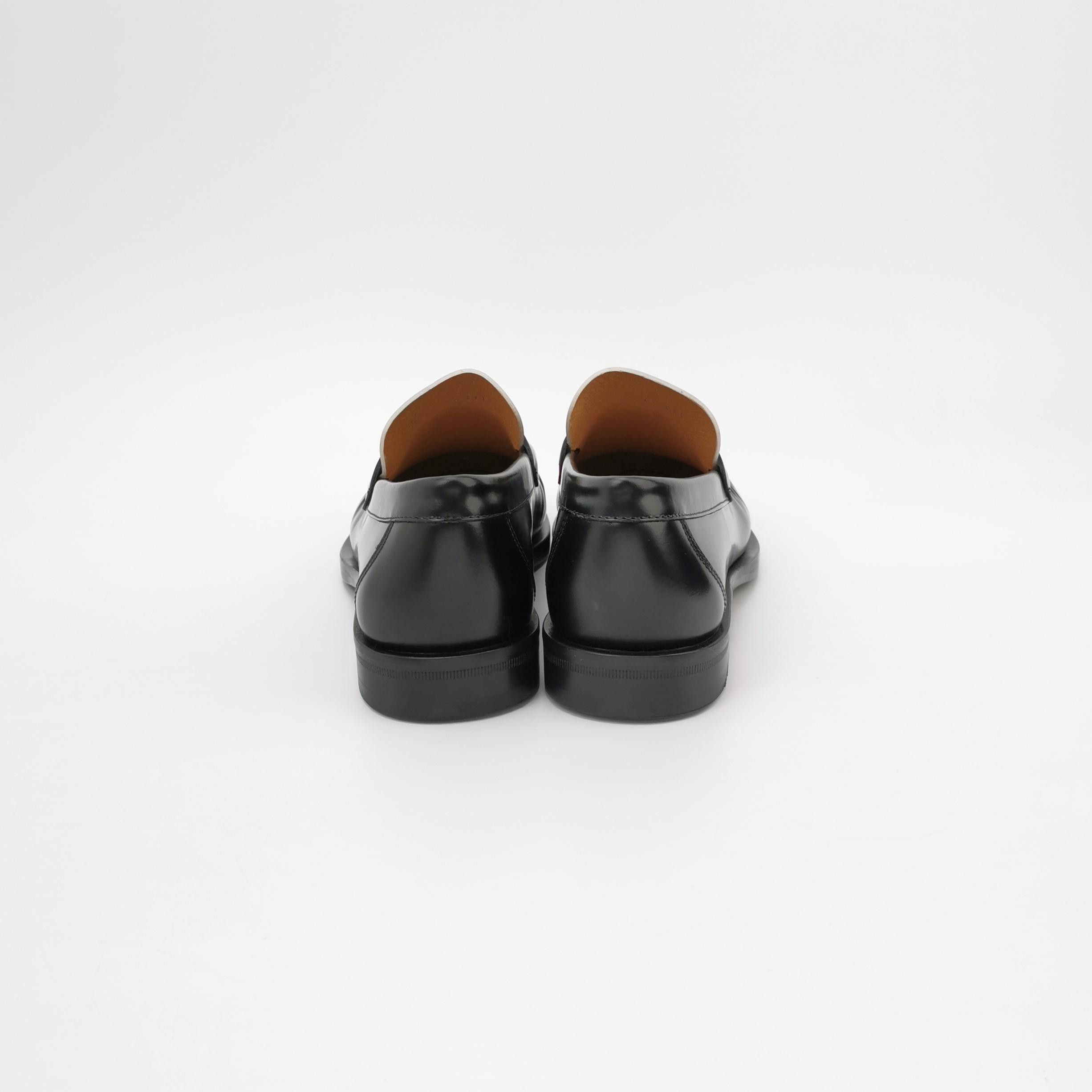 Salvatore Ferragamo Salvatore Ferragamo Bicolor Logo Loafers 7.5 Size US 8 / EU 41 - 5 Thumbnail