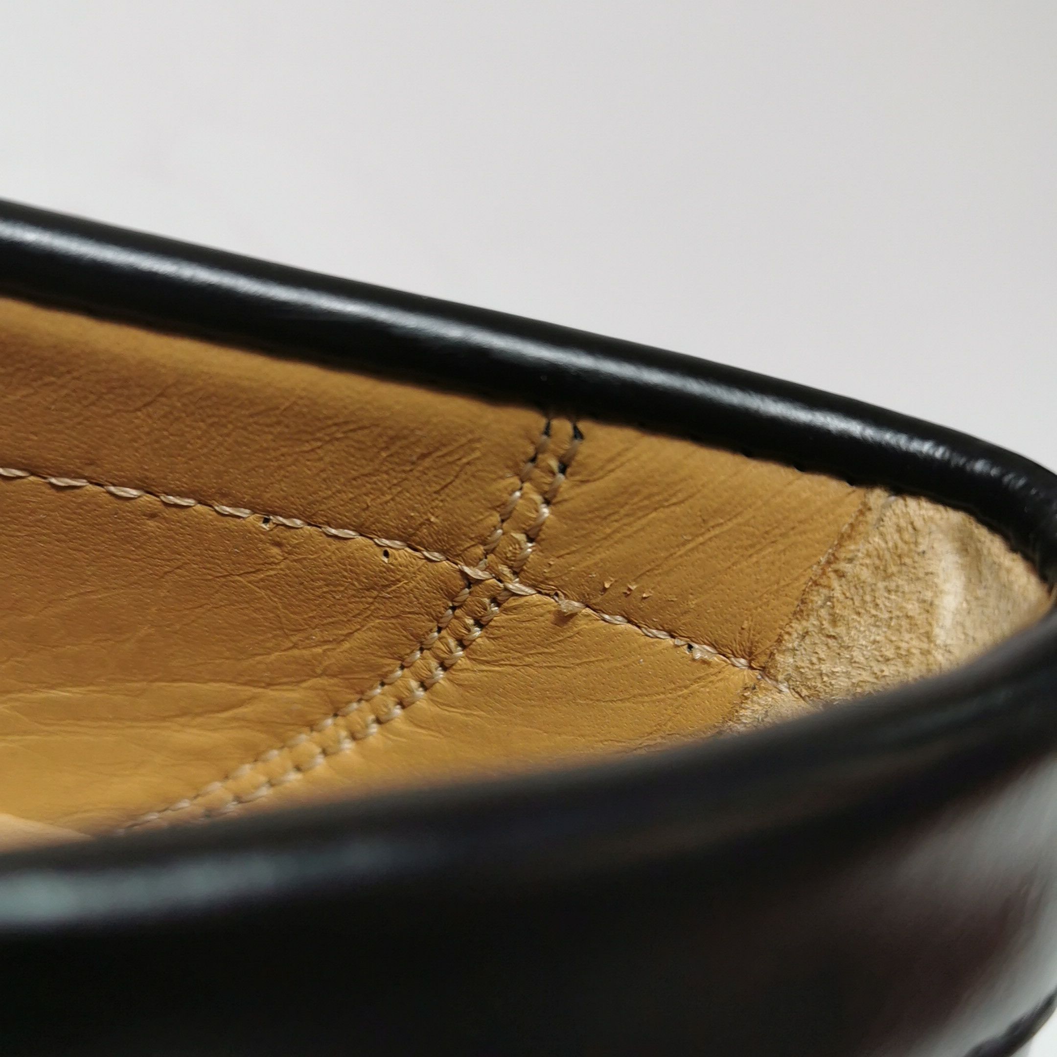 Salvatore Ferragamo Salvatore Ferragamo Bi-Color Leather Loafers Size 7 Size US 8 / EU 41 - 13 Thumbnail
