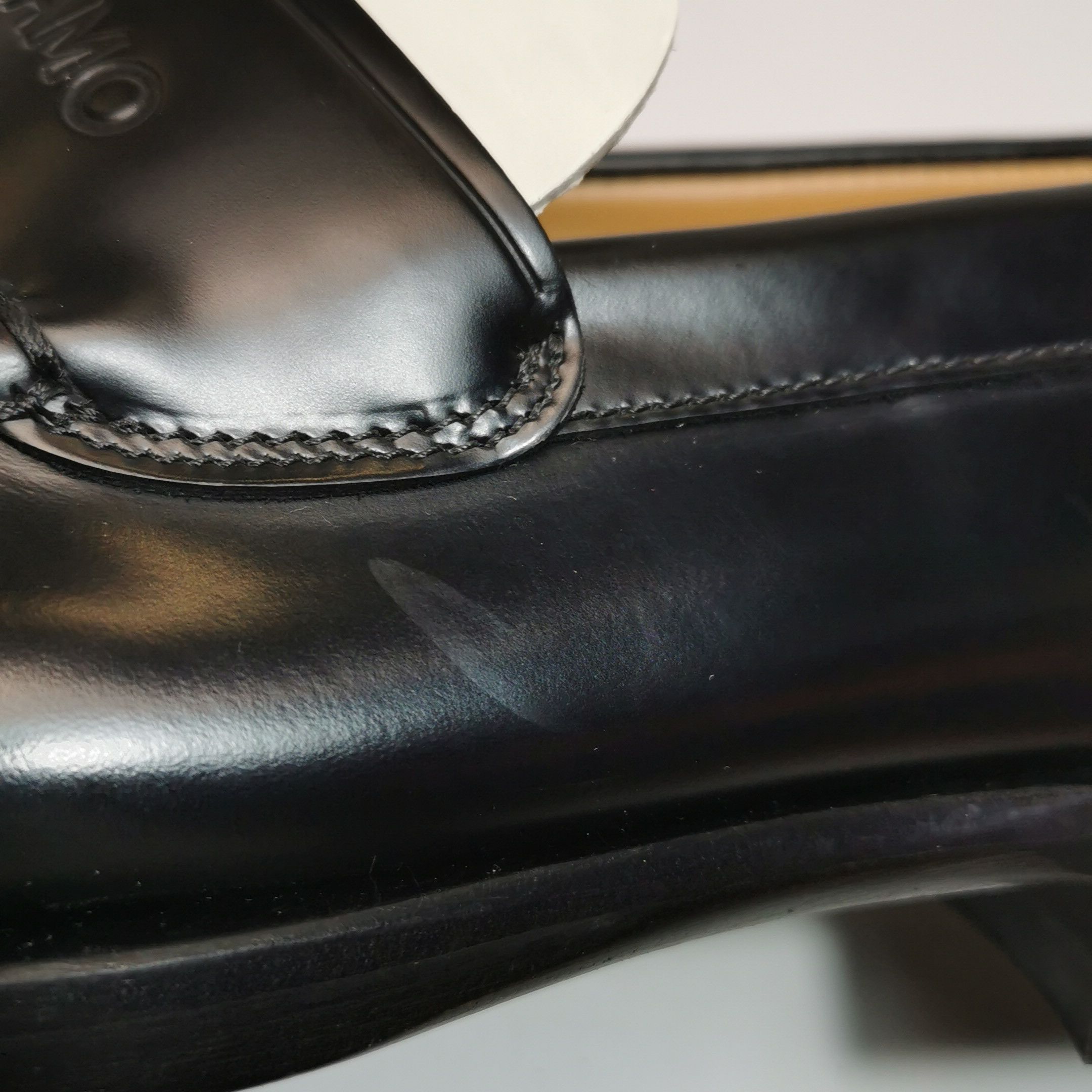 Salvatore Ferragamo Salvatore Ferragamo Bicolor Leather Logo Loafers Size 41 Size US 8 / EU 41 - 8 Thumbnail