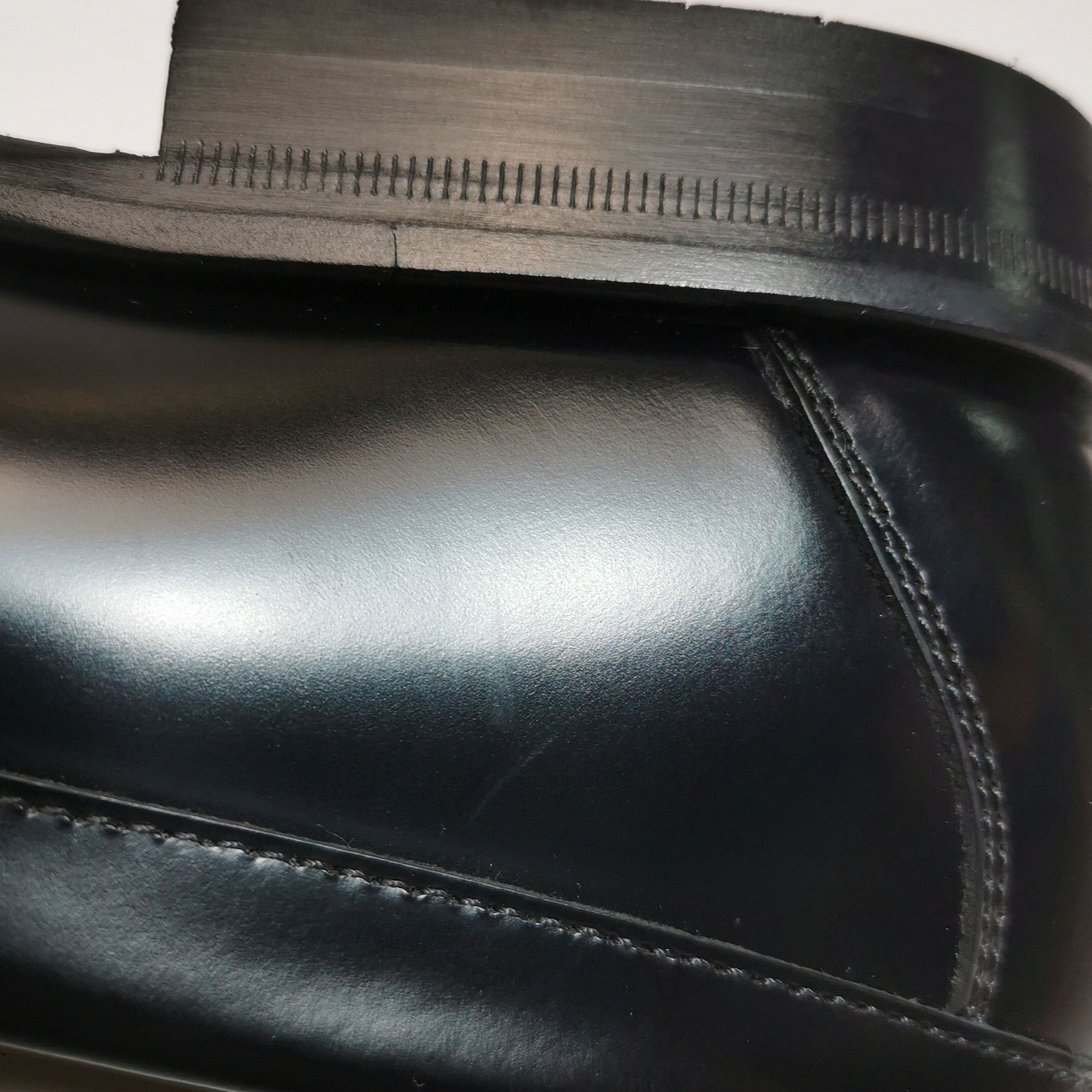 Salvatore Ferragamo Salvatore Ferragamo Bicolor Leather Logo Loafers Size 41 Size US 8 / EU 41 - 9 Thumbnail