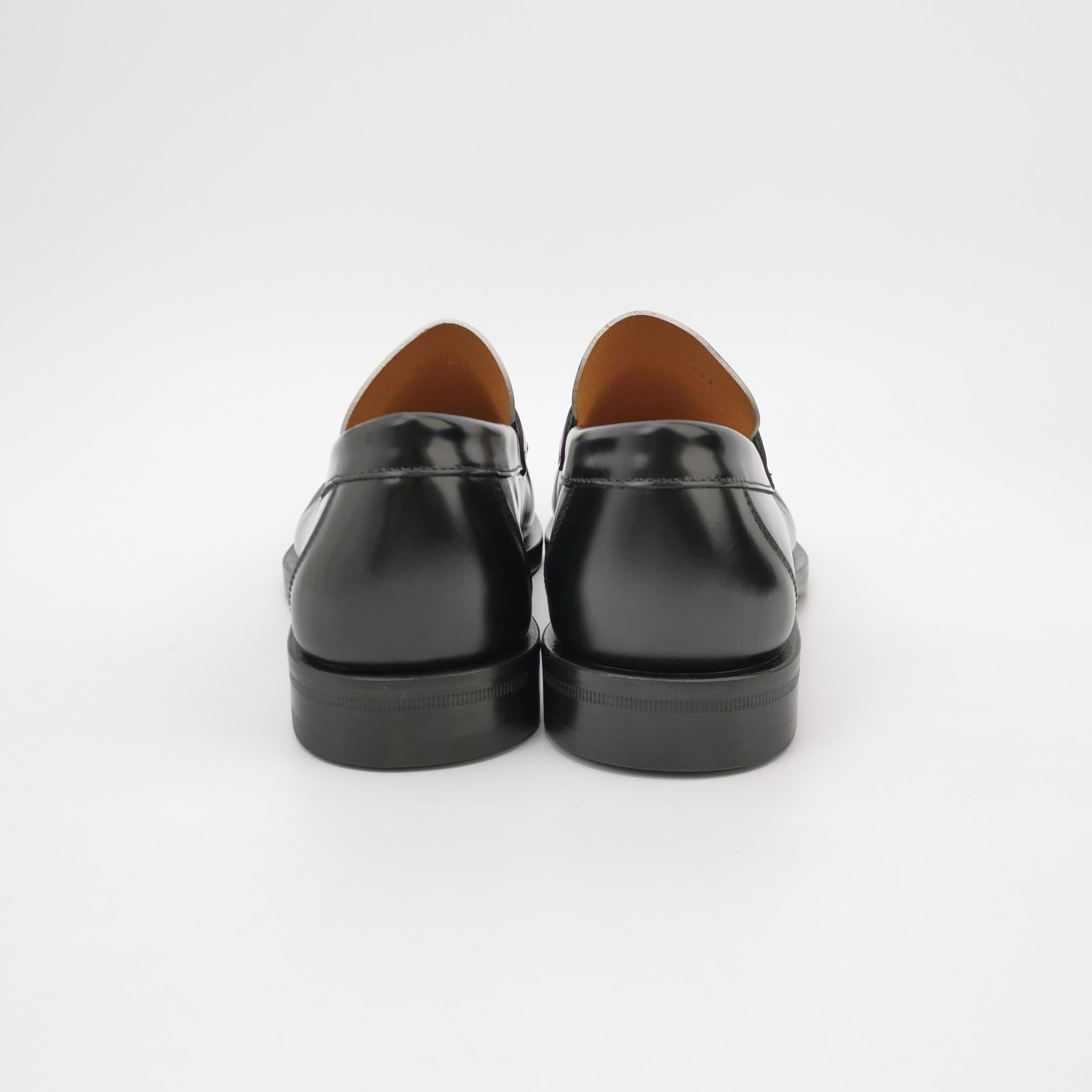 Salvatore Ferragamo Salvatore Ferragamo Bicolor Leather Logo Loafers Size 41 Size US 8 / EU 41 - 5 Thumbnail