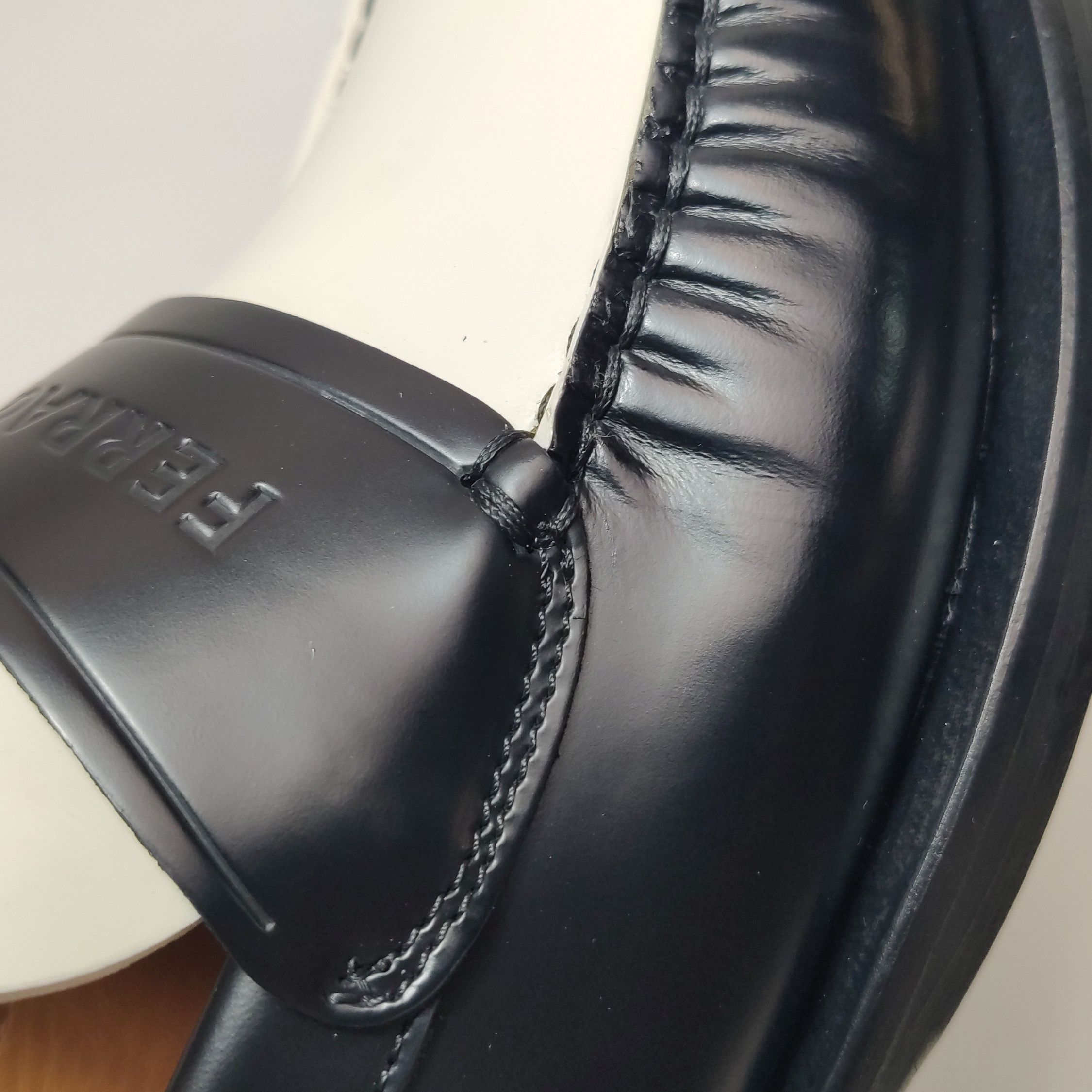Salvatore Ferragamo Salvatore Ferragamo Bi-Color Leather Loafers US 8.5 Size US 8 / EU 41 - 9 Thumbnail