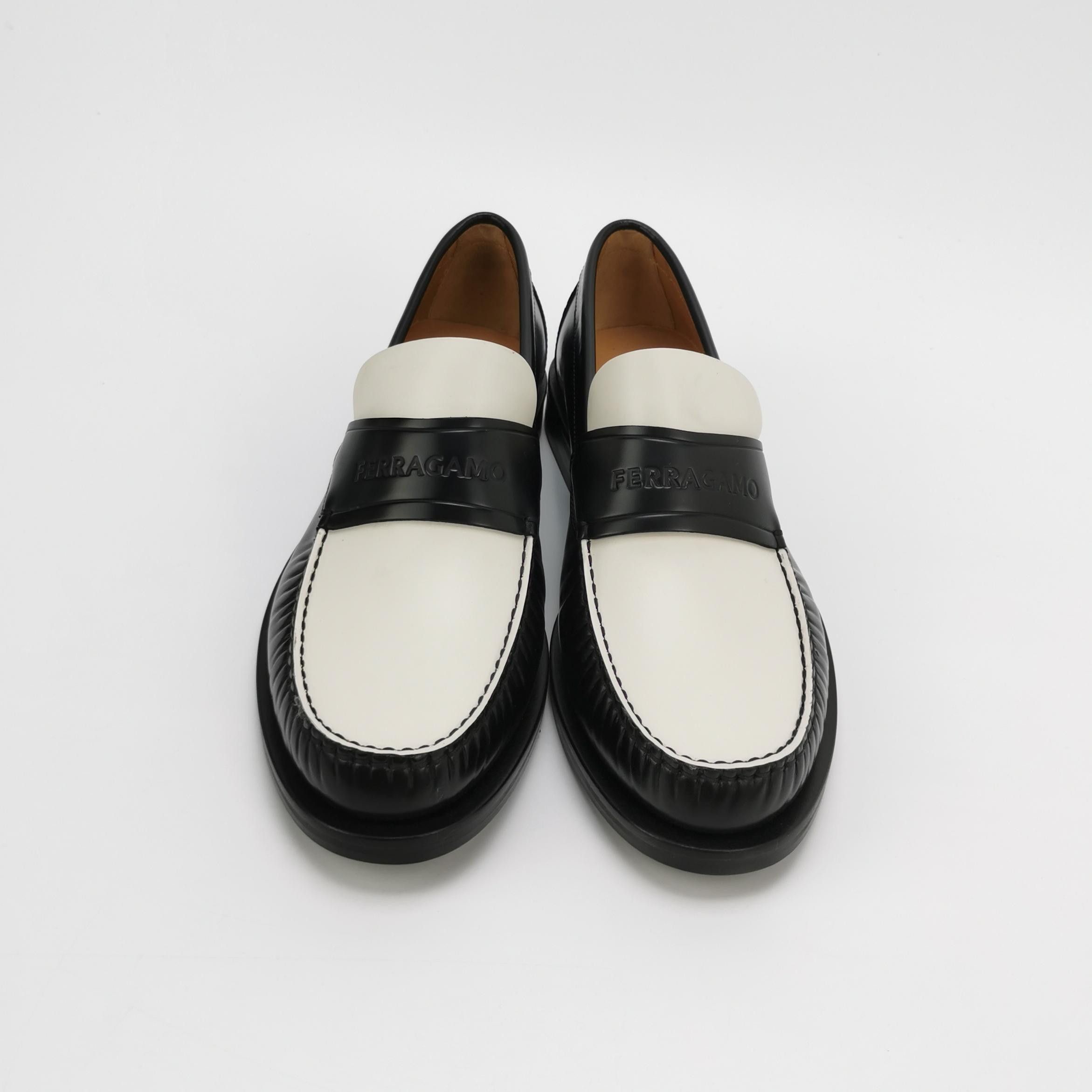 Salvatore Ferragamo Salvatore Ferragamo Bi-Color Leather Loafers US 8.5 Size US 8 / EU 41 - 4 Thumbnail