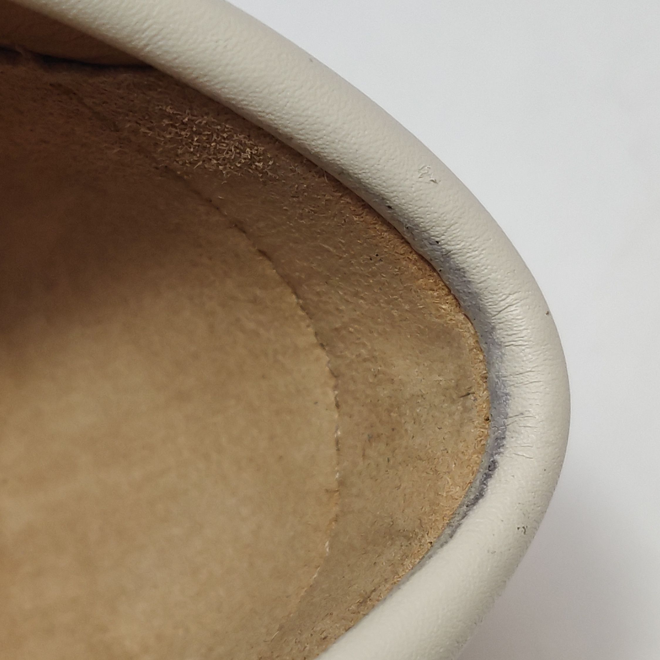Salvatore Ferragamo Salvatore Ferragamo Gancini Leather Driving Flats 39.5 Size US 9.5 / IT 39.5 - 10 Thumbnail