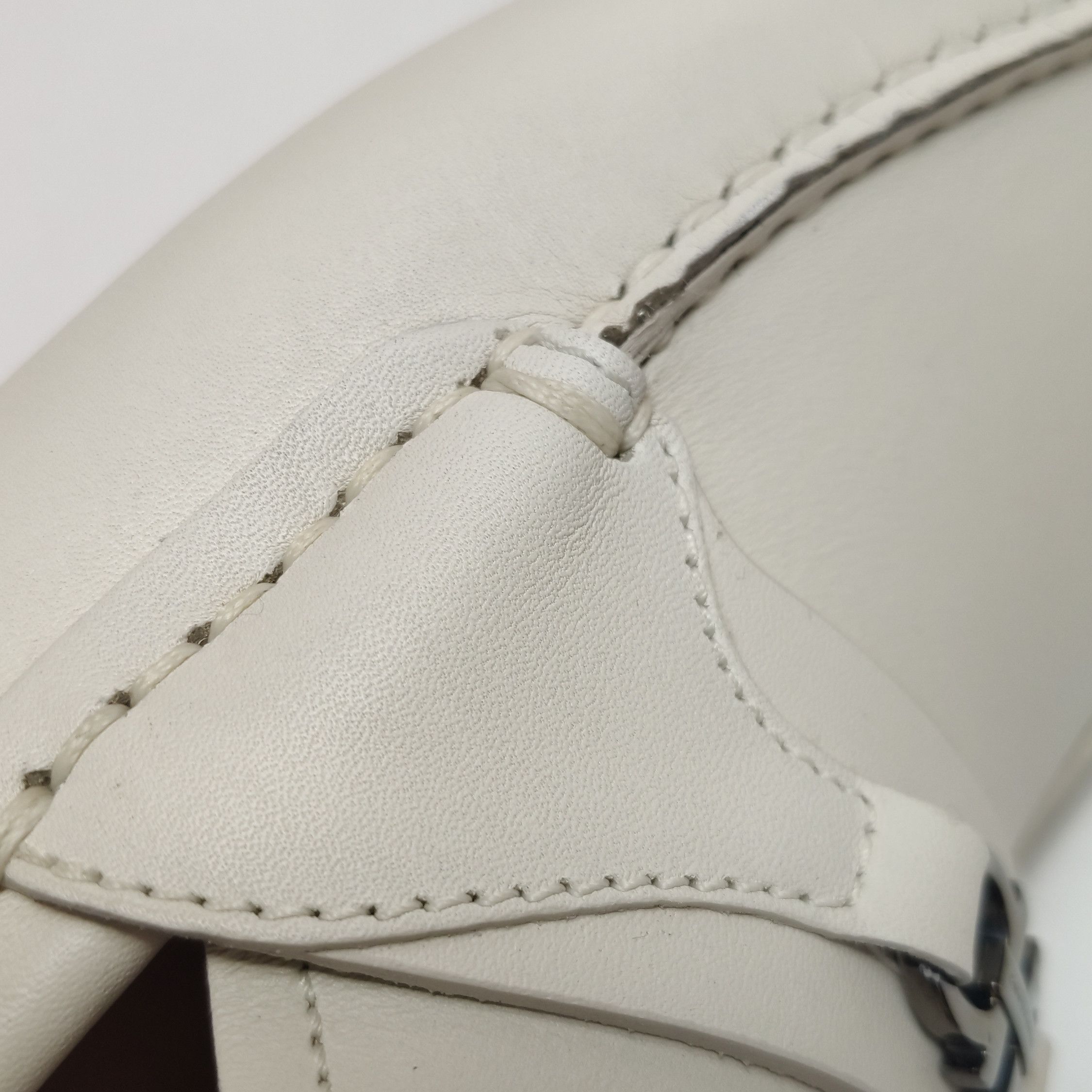 Salvatore Ferragamo Salvatore Ferragamo Gancini Leather Drivers 40.5 Size US 7 / EU 40 - 8 Thumbnail