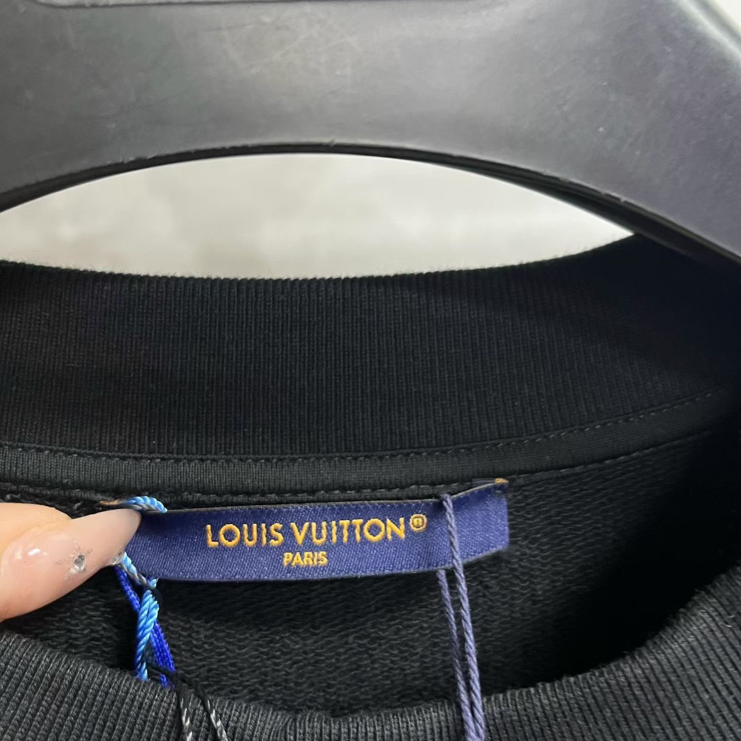 Louis Vuitton Louis Vuitton Retro Black Hoodie l Men Size US L / EU 52-54 / 3 - 4 Thumbnail