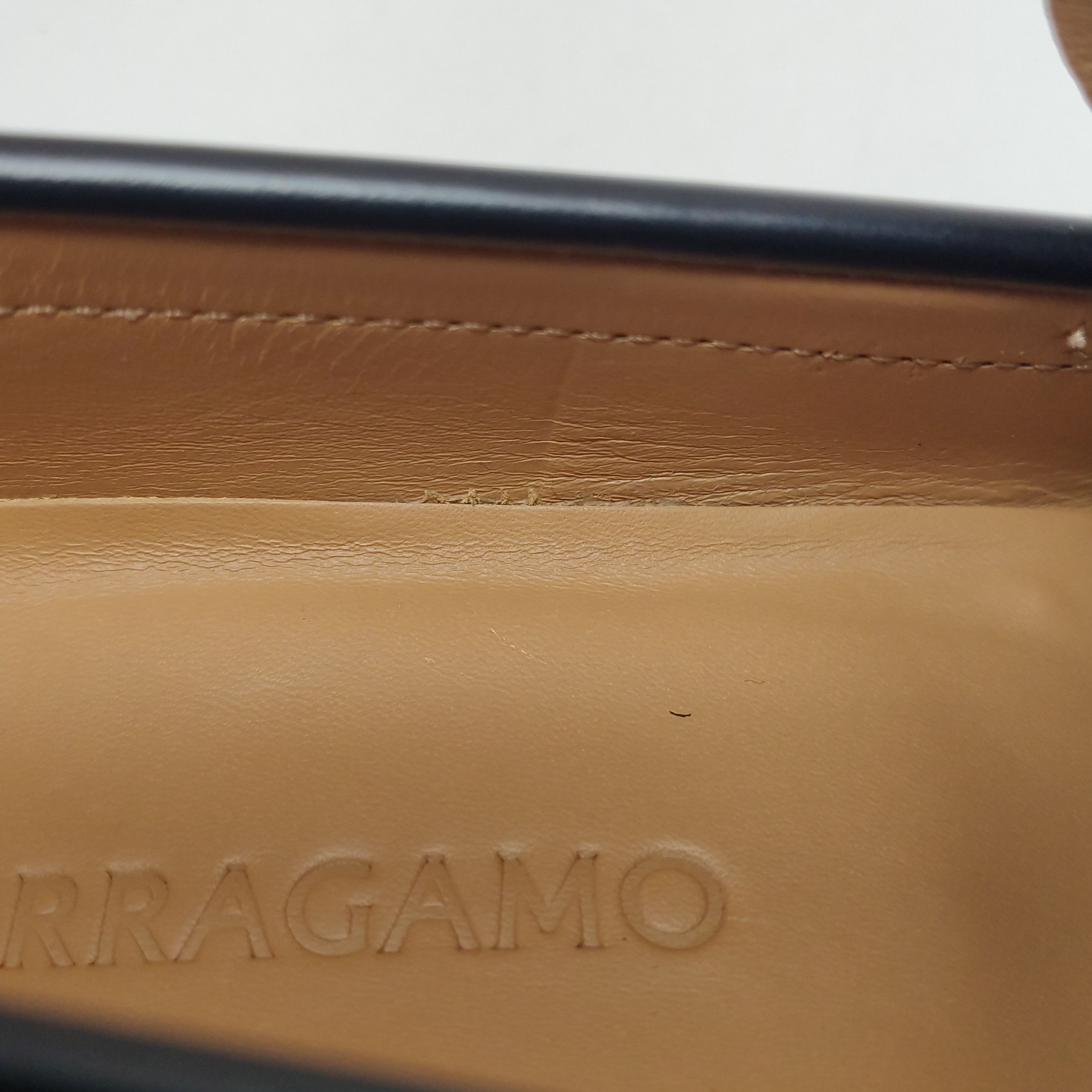 Salvatore Ferragamo Salvatore Ferragamo Bicolor Leather Loafers 40 Size US 7 / EU 40 - 13 Thumbnail