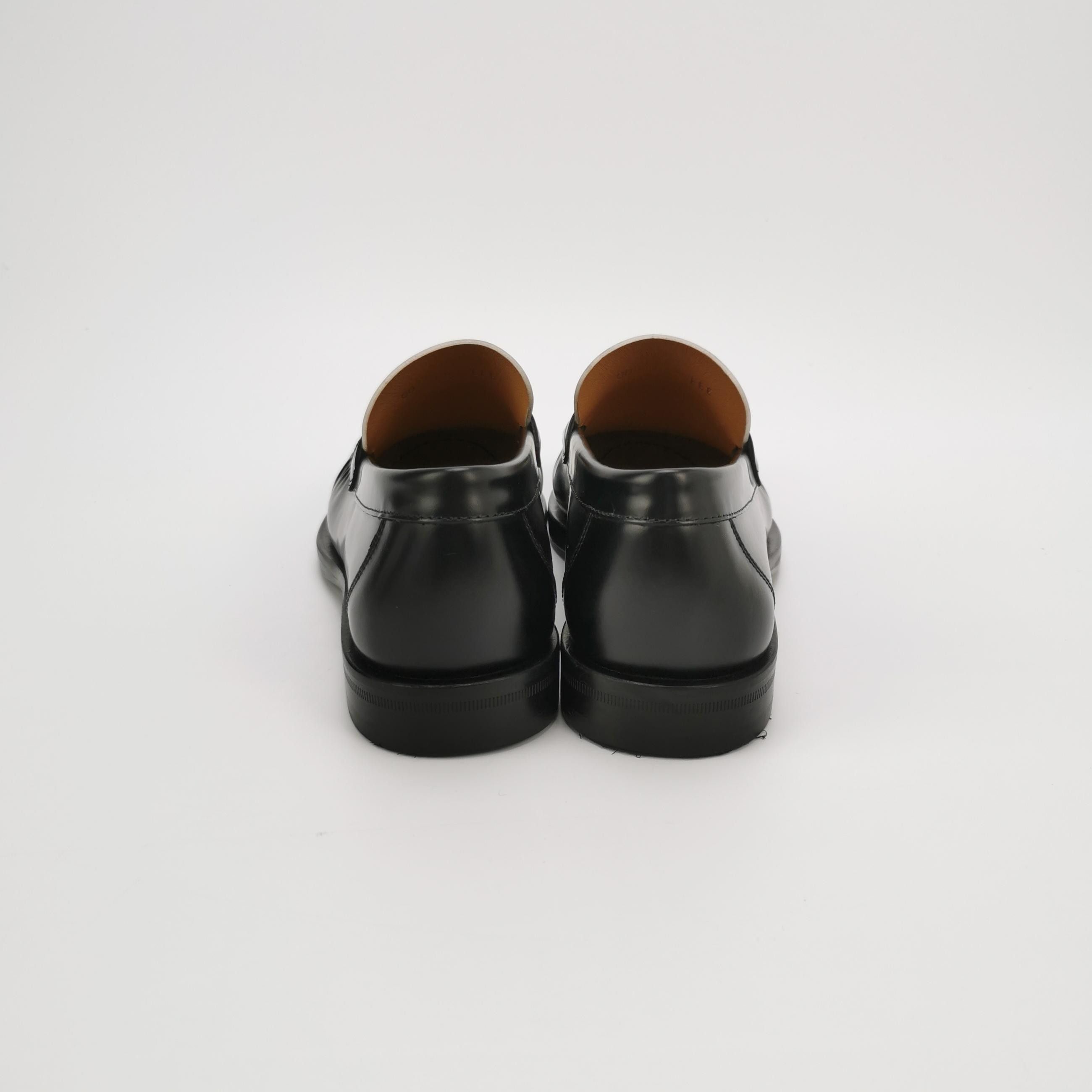 Salvatore Ferragamo Salvatore Ferragamo Bicolor Leather Loafers 40 Size US 7 / EU 40 - 5 Thumbnail
