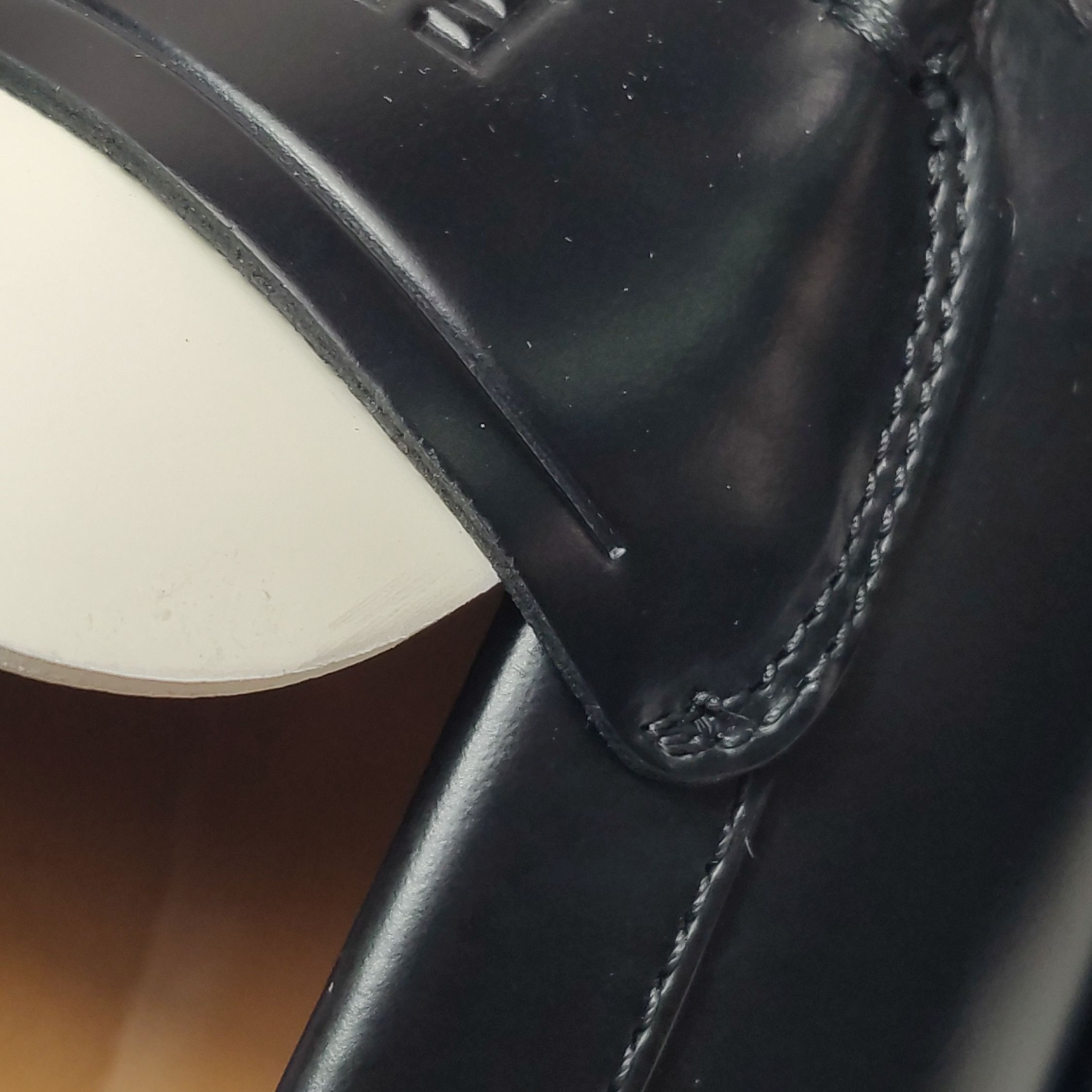 Salvatore Ferragamo Salvatore Ferragamo Bicolor Leather Loafers 40 Size US 7 / EU 40 - 8 Thumbnail