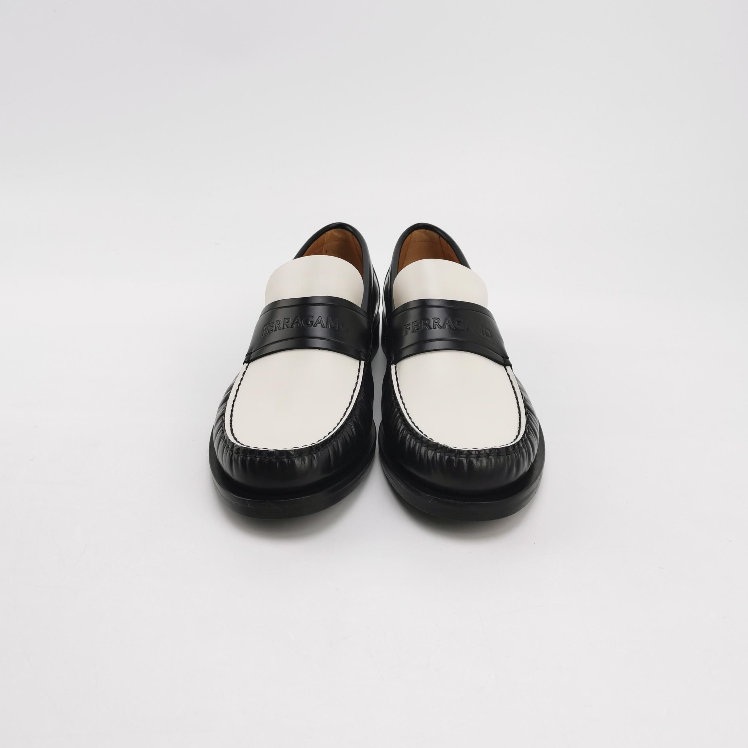 Salvatore Ferragamo Salvatore Ferragamo Bi-Color Leather Loafers Size 6 Size US 7 / EU 40 - 4 Thumbnail
