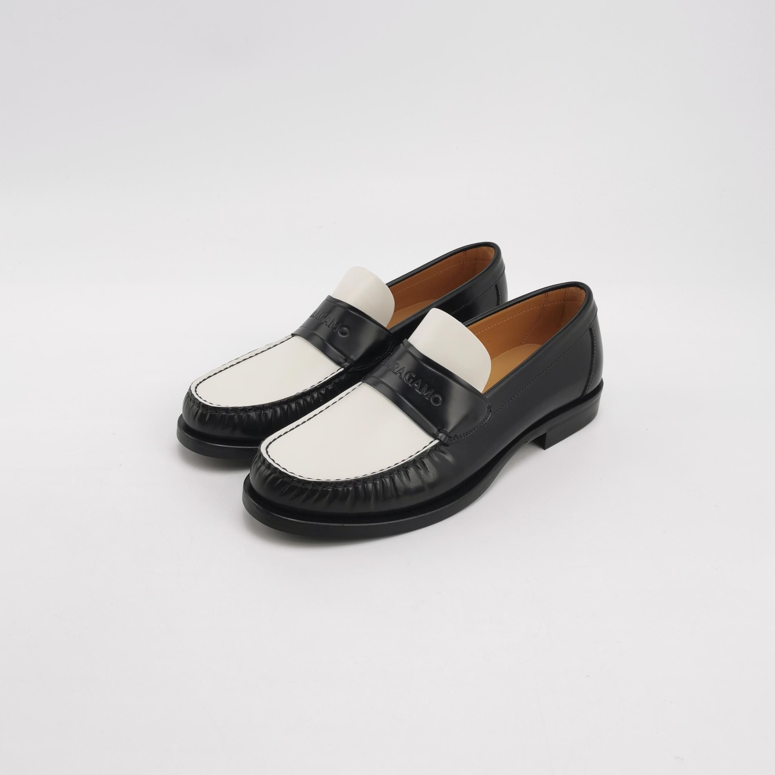 Salvatore Ferragamo Salvatore Ferragamo Bicolor Leather Loafers EU 41.5 Size US 8 / EU 41 - 3 Thumbnail