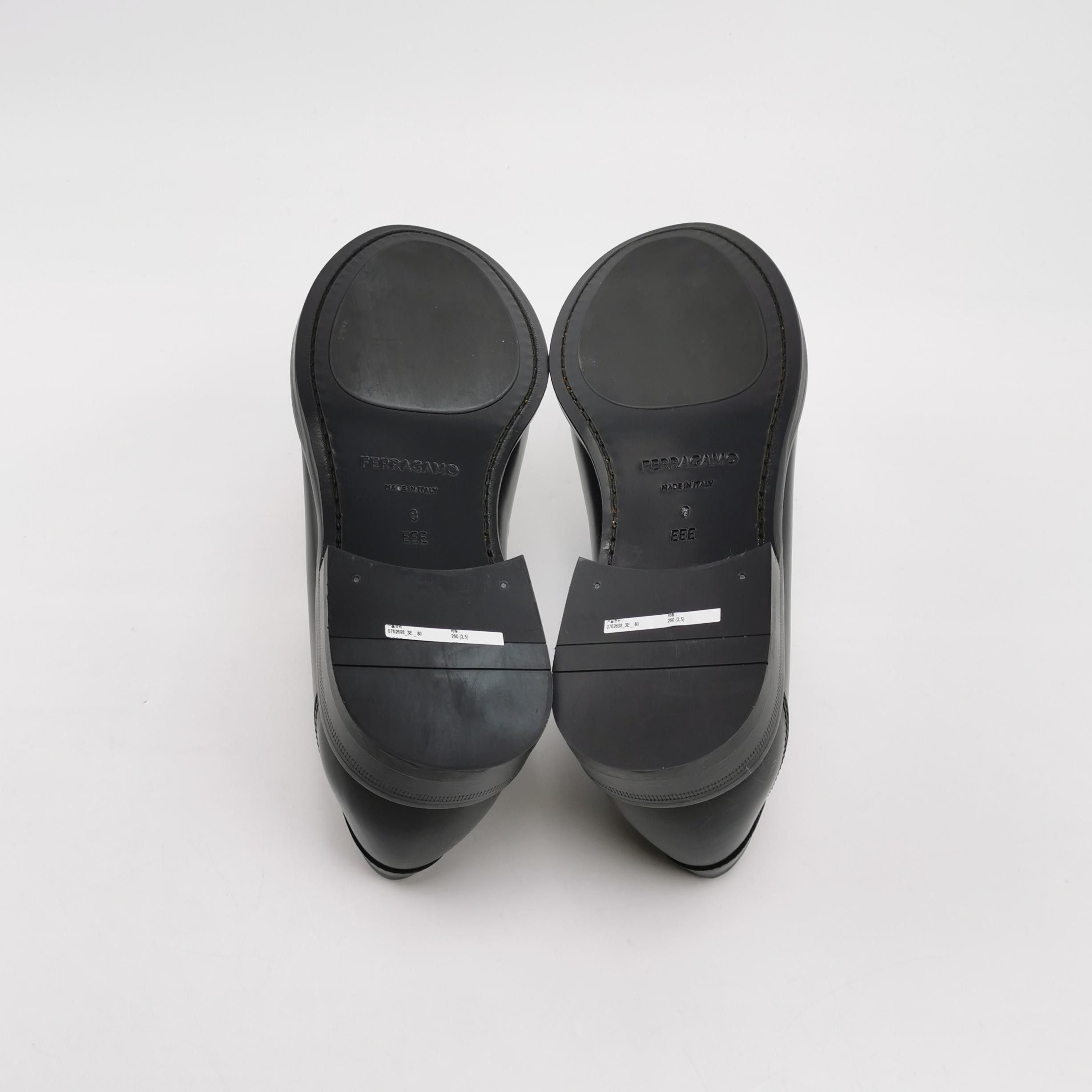 Salvatore Ferragamo Salvatore Ferragamo Bicolor Leather Loafers 42 Size US 9 / EU 42 - 6 Thumbnail
