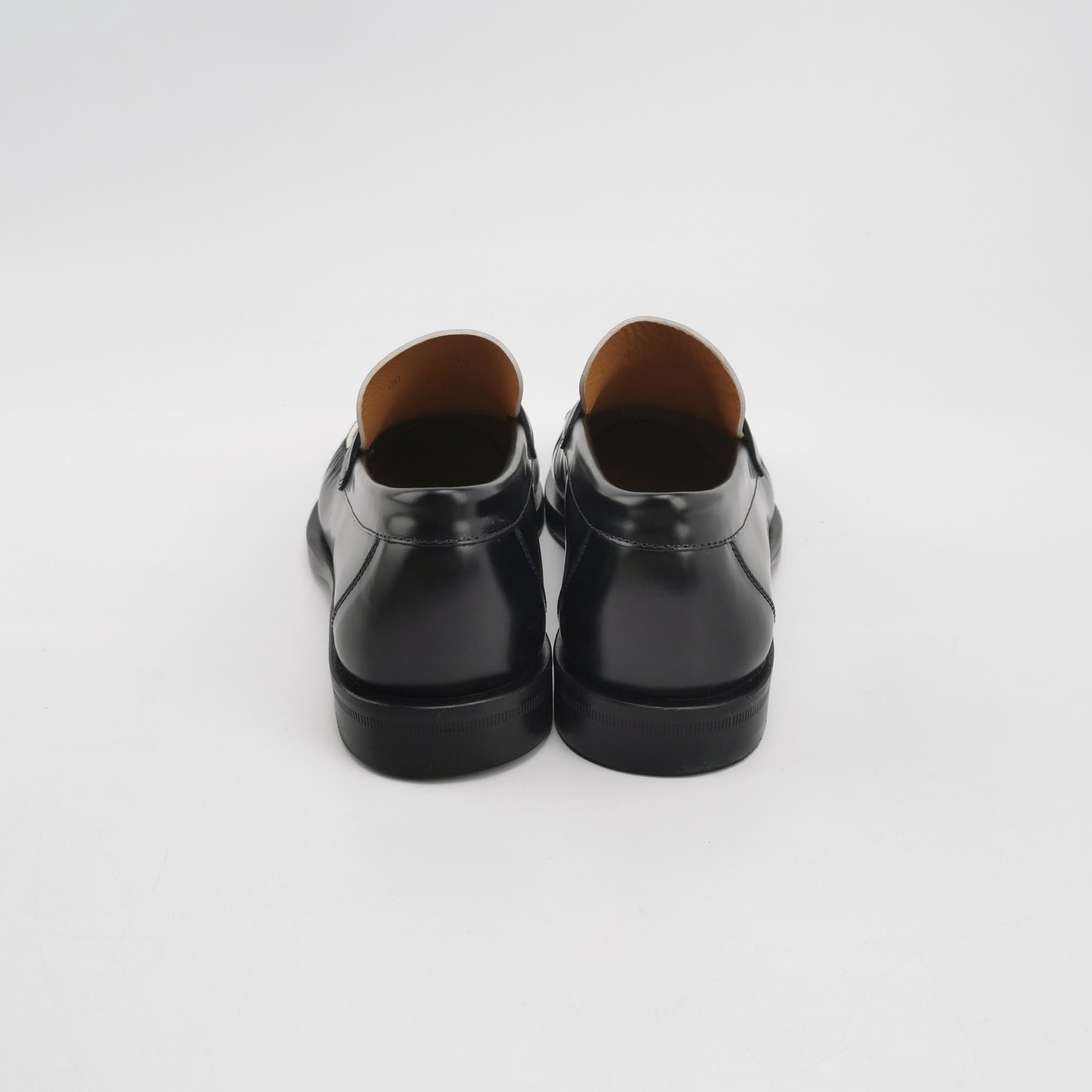 Salvatore Ferragamo Salvatore Ferragamo Two-Tone Logo Loafers Size 7 Size US 7 / EU 40 - 5 Thumbnail