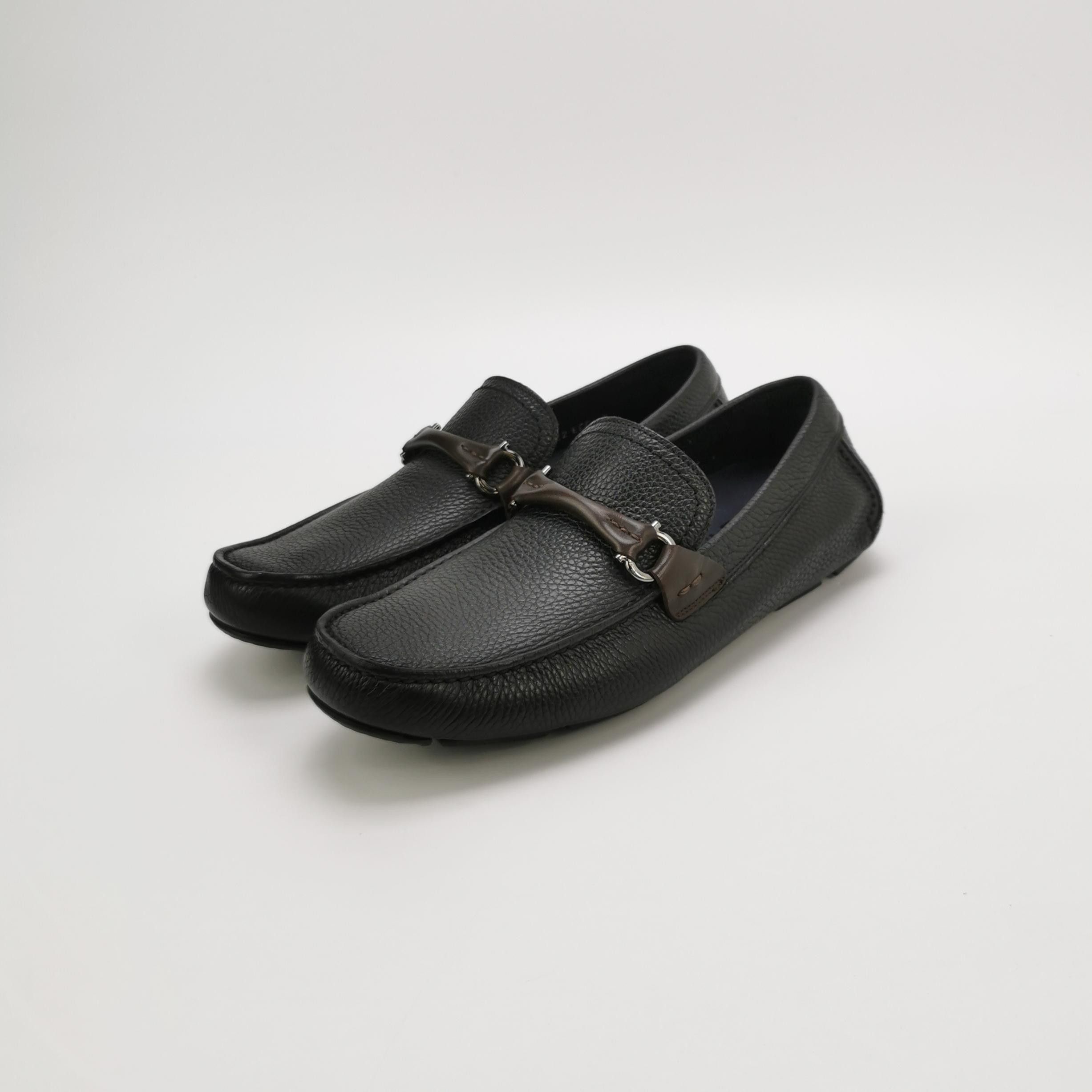 Salvatore Ferragamo Salvatore Ferragamo Gancini Leather Loafers US 8 Size US 8 / EU 41 - 3 Thumbnail
